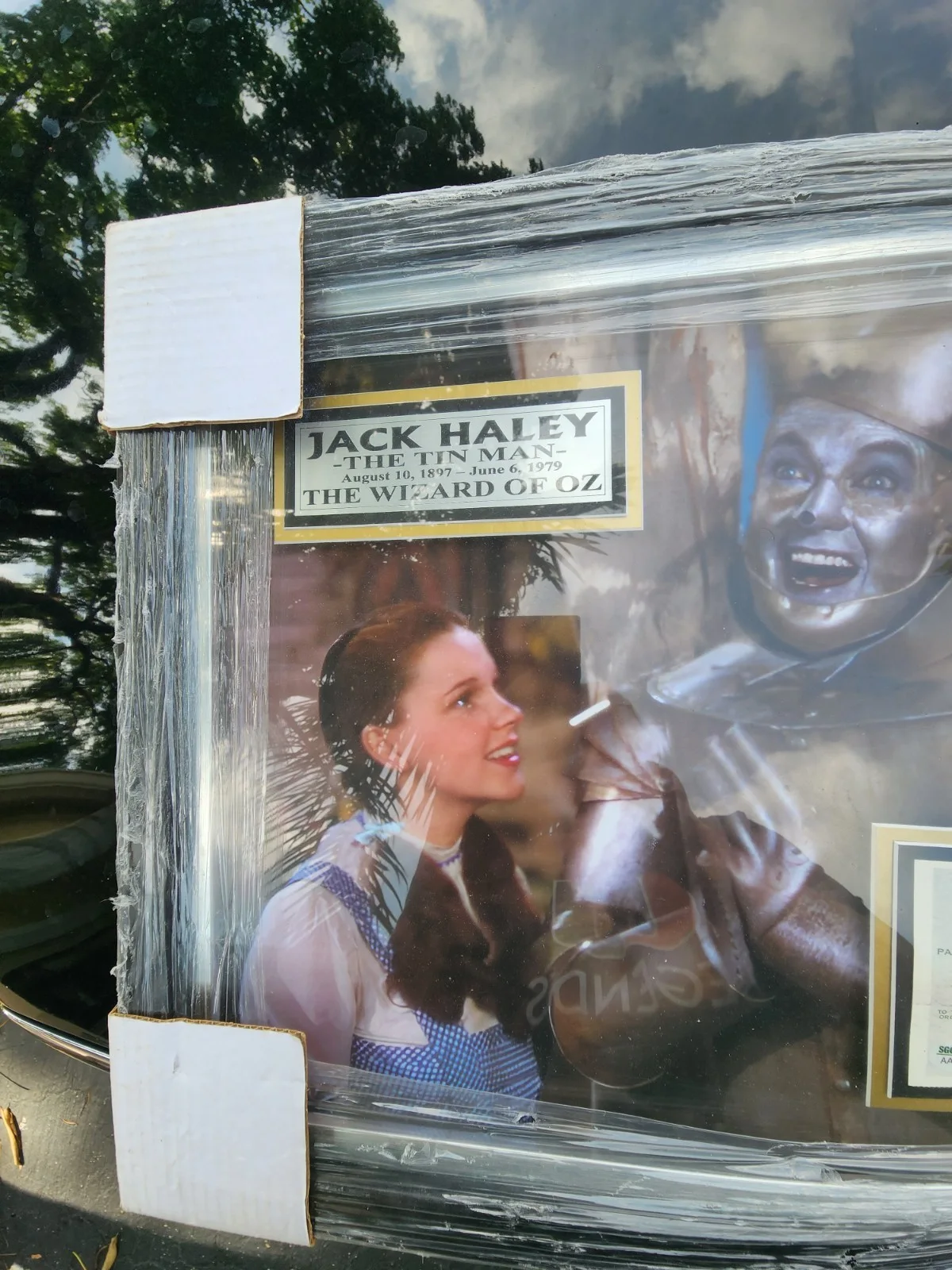 Jack Haley — The Wizard of Oz Tin Man and Hickory Jack Haley Signed Check with Photo Framed, изображение 2