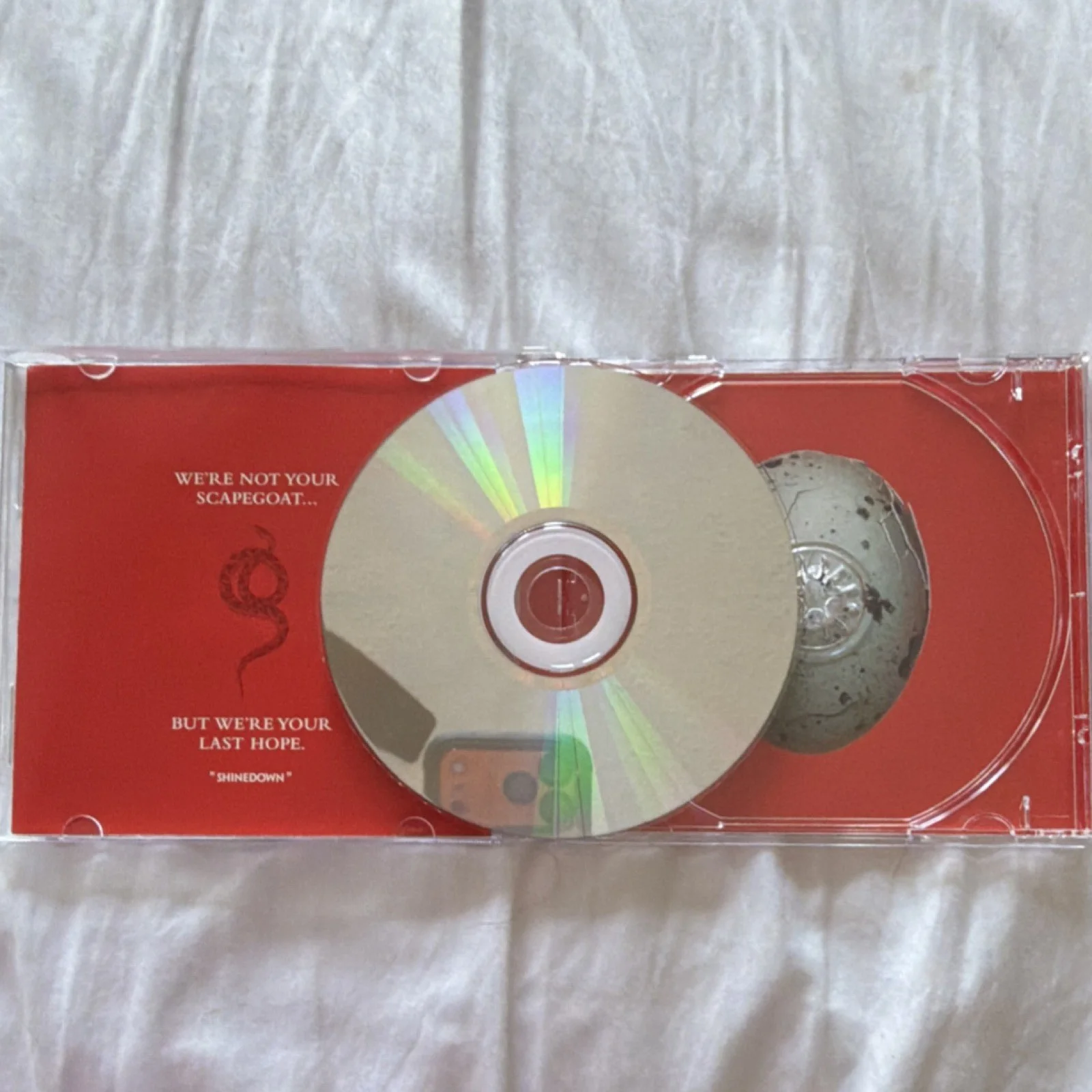 Shinedown Threat to Survival Autographed Original CD and Booklet., изображение 4