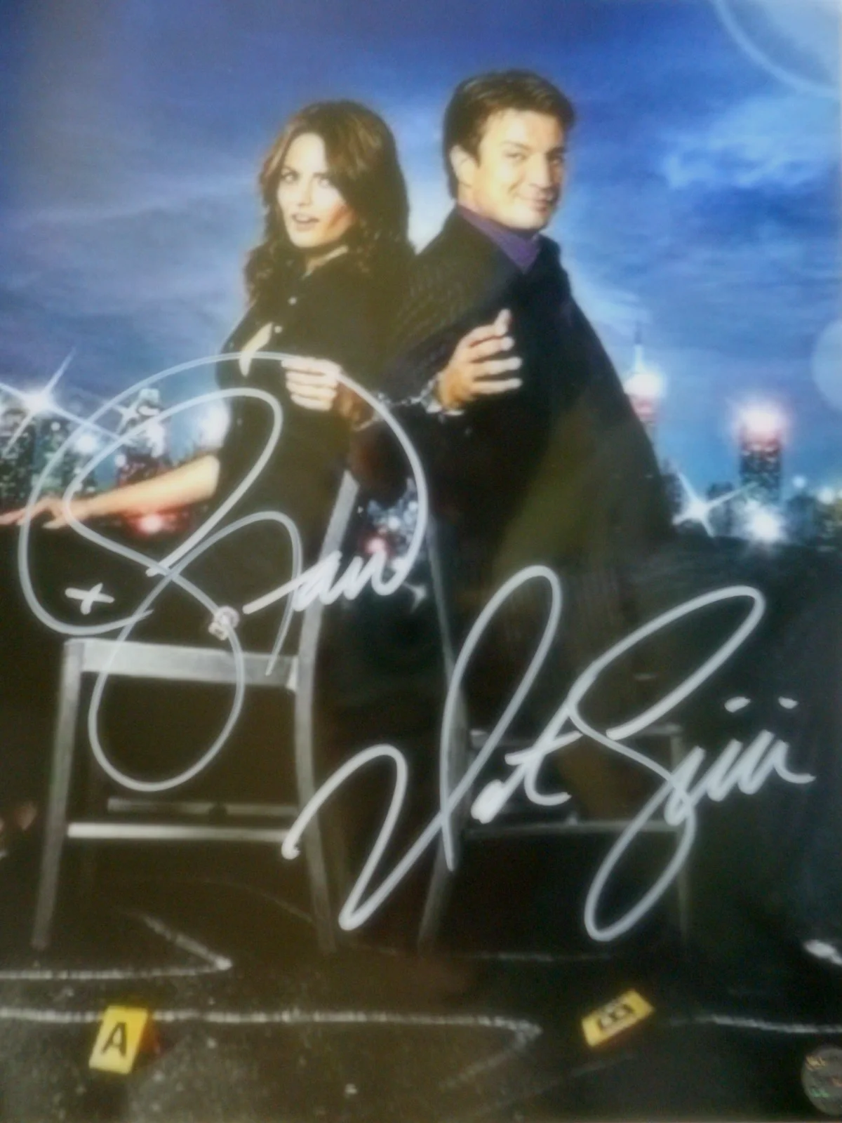 Stana Katic, Nathan Fillion — Stana Katic & Nathan Fillion autographed CASTLE 8x10 Photo W/ COA & #d Holograms, изображение 3