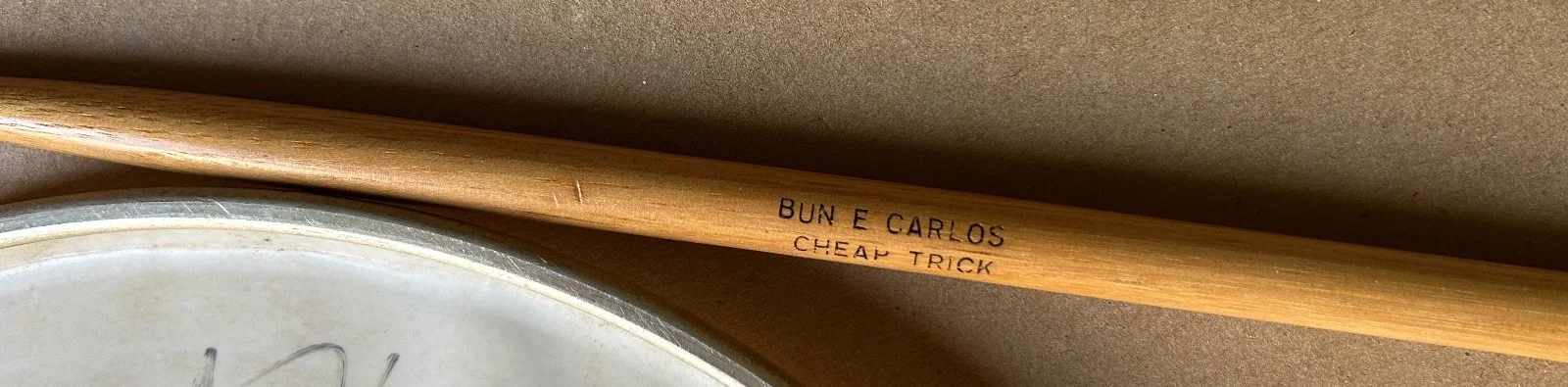 CHEAP TRICK: 2000 Tour Signed Drumhead, Drumstick, Guitar Picks & Crew Laminate, image 3