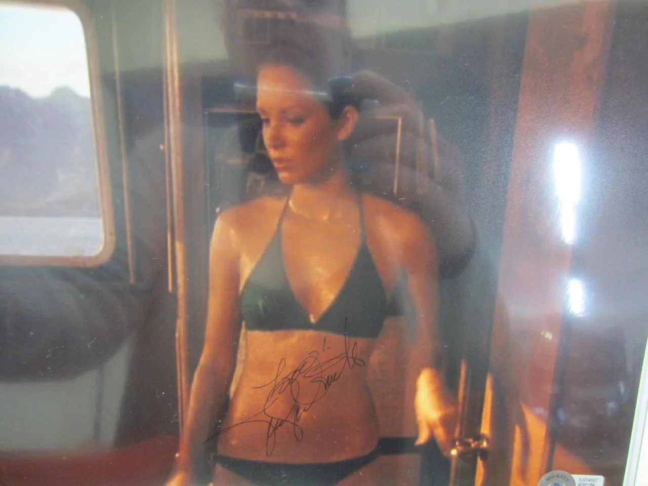 Jaclyn Smith Signed 8x10 Photo AUTO Beckett Autograph Charlie's Angels in Bikini, image 4