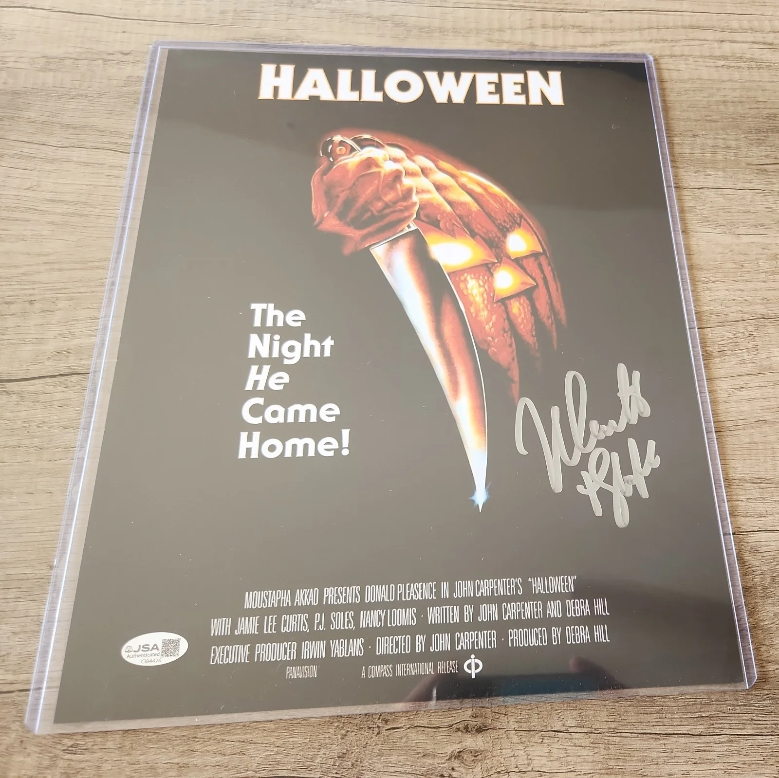 Nick Castle — Nick Castle Signed Halloween Original poster (Michael Myers) 11x14 (JSA COA)