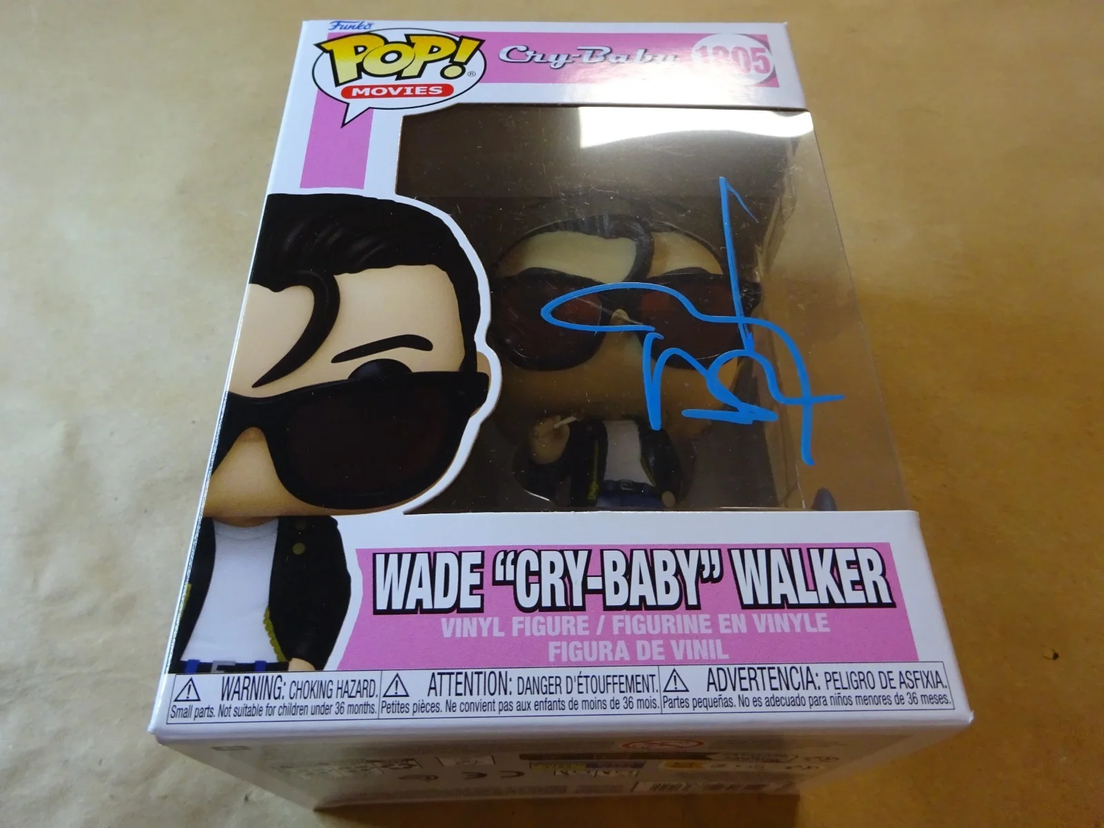Johnny Depp — Signed Johnny Depp Autographed Wade Cry Baby Walker Funko Pop Beckett COA, изображение 2