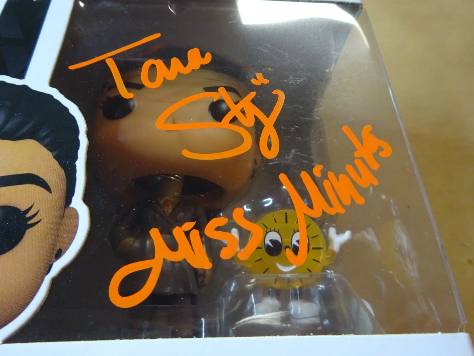 Tara Strong — Signed Tara Strong Autographed Miss Minutes Loki Funko Pop JSA COA, изображение 5