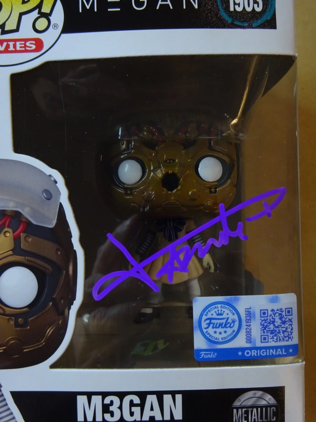 Amy Donald — Signed Amie Donald Autographed M3GAN Megan Funko Pop OCCM COA, изображение 3