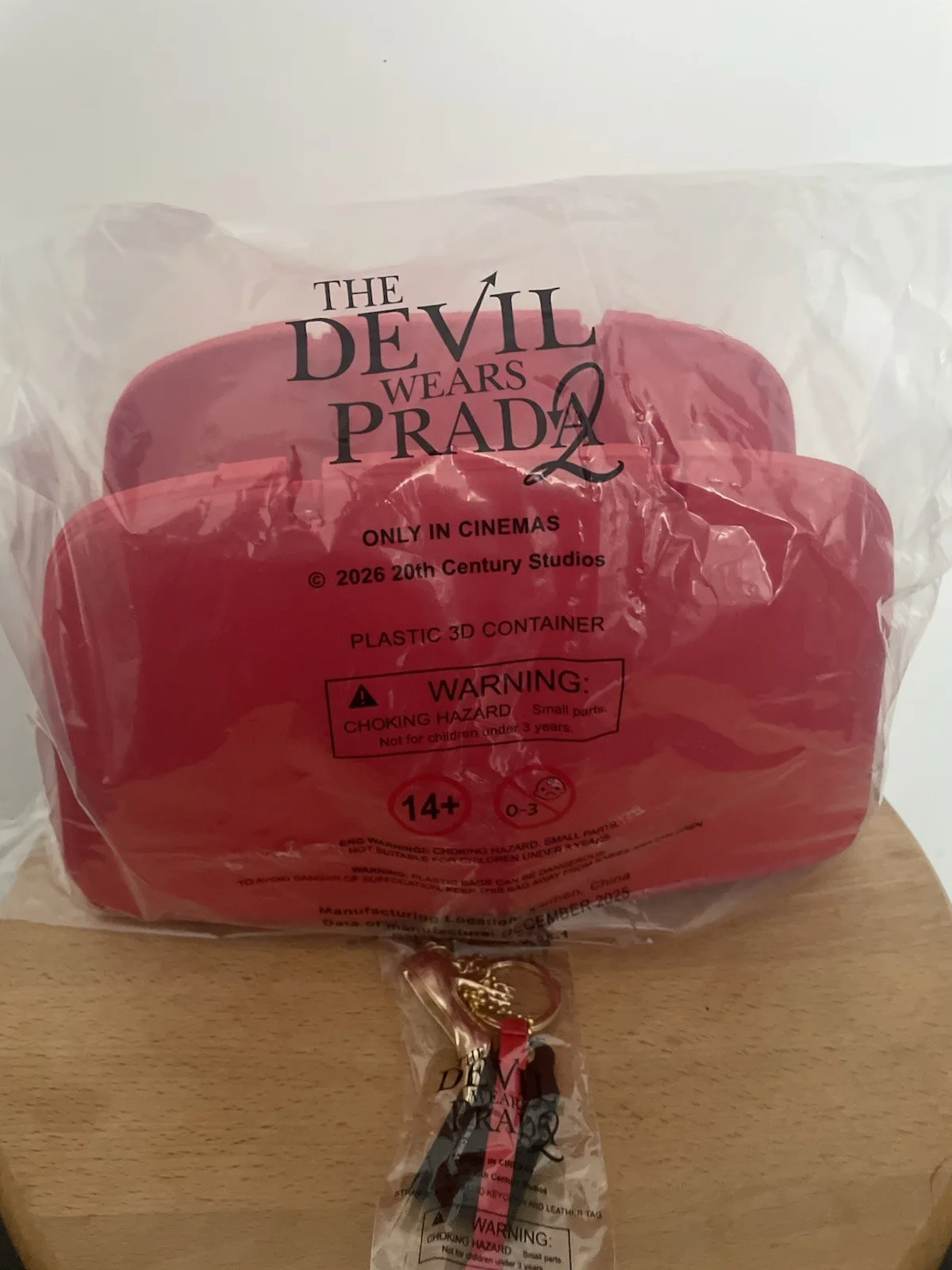 Devil Wears Prada 2 Odeon Popcorn Bag + BONUS Keychain Bundle IN HAND 🎬🍿, image 2
