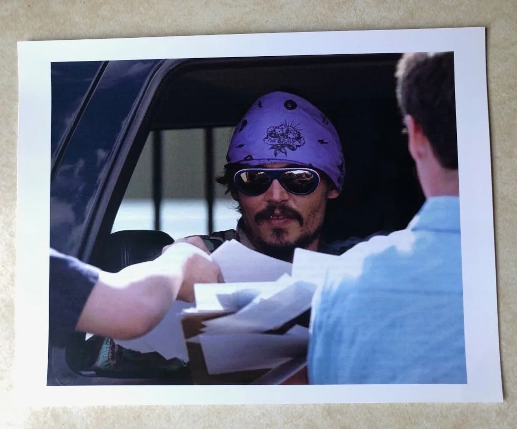 Johnny Depp — Johnny Depp Autographed 4"×6" Index Card & Photo With COA 2006, image 5