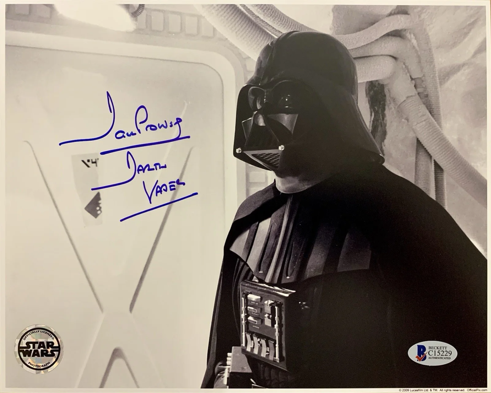 Dave Prowse — Dave Prowse Is Darth Vader Star Wars Signed 8x10 OPX Photo - Beckett Cert C15229