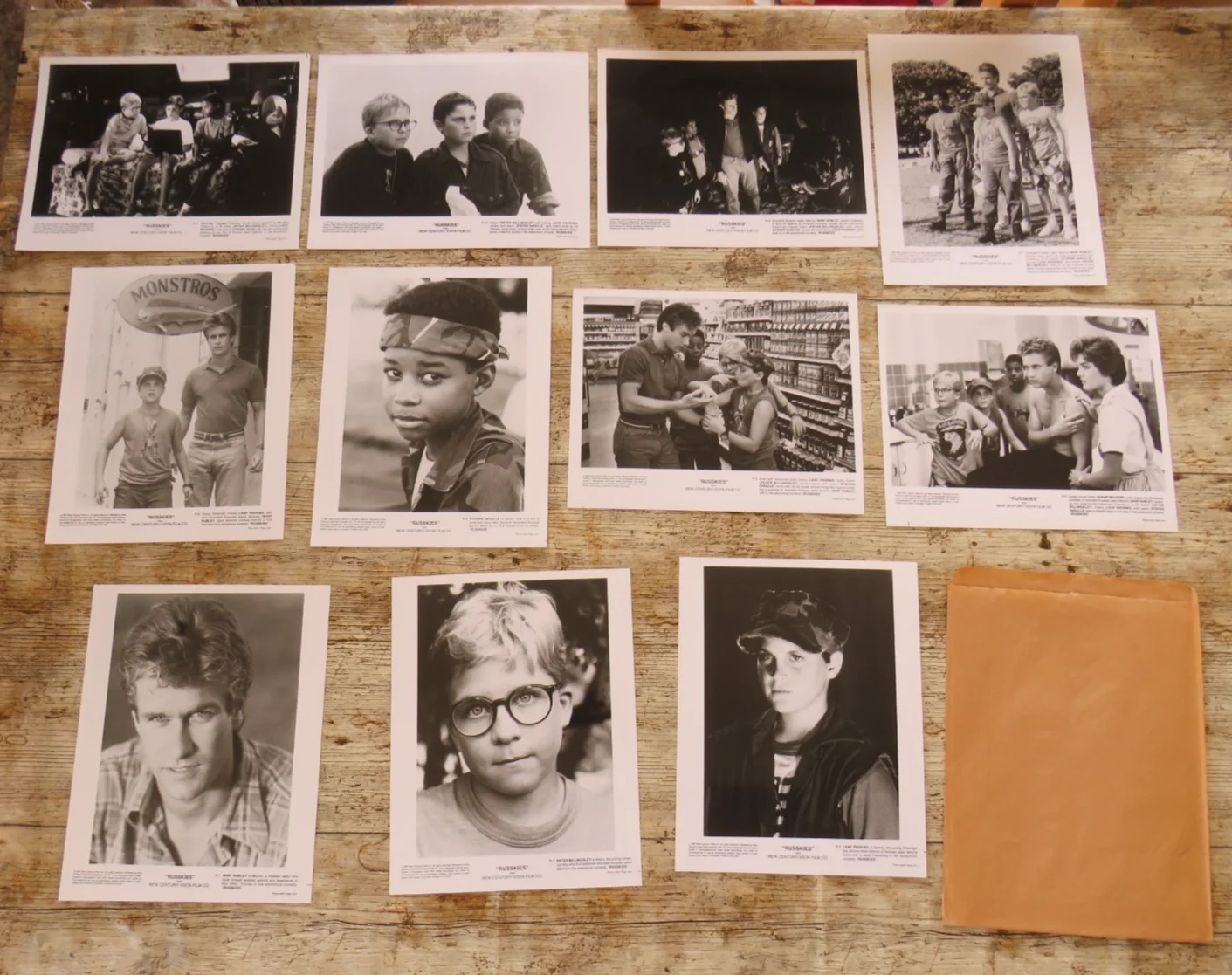 RUSSKIES ORIGINAL 1987 CINEMA FILM MOVIE PRESS KIT Joaquin Phoenix 11 PHOTOS, изображение 5