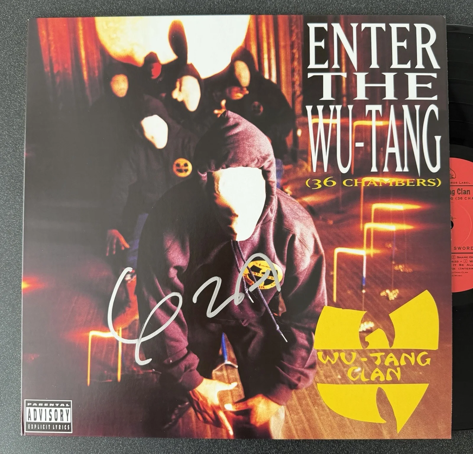 GZA SIGNED ‘ENTER THE WU-TANG’ 36 CHAMBERS) VINYL RECORD ALBUM LP JSA COA, image 2
