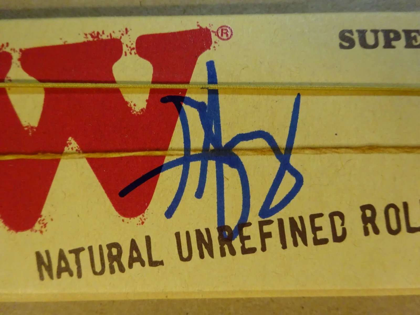 George Jung — Signed GEORGE JUNG Autographed RAW Tobacco Rolling Paper BECKETT BAS COA "Blow", изображение 4