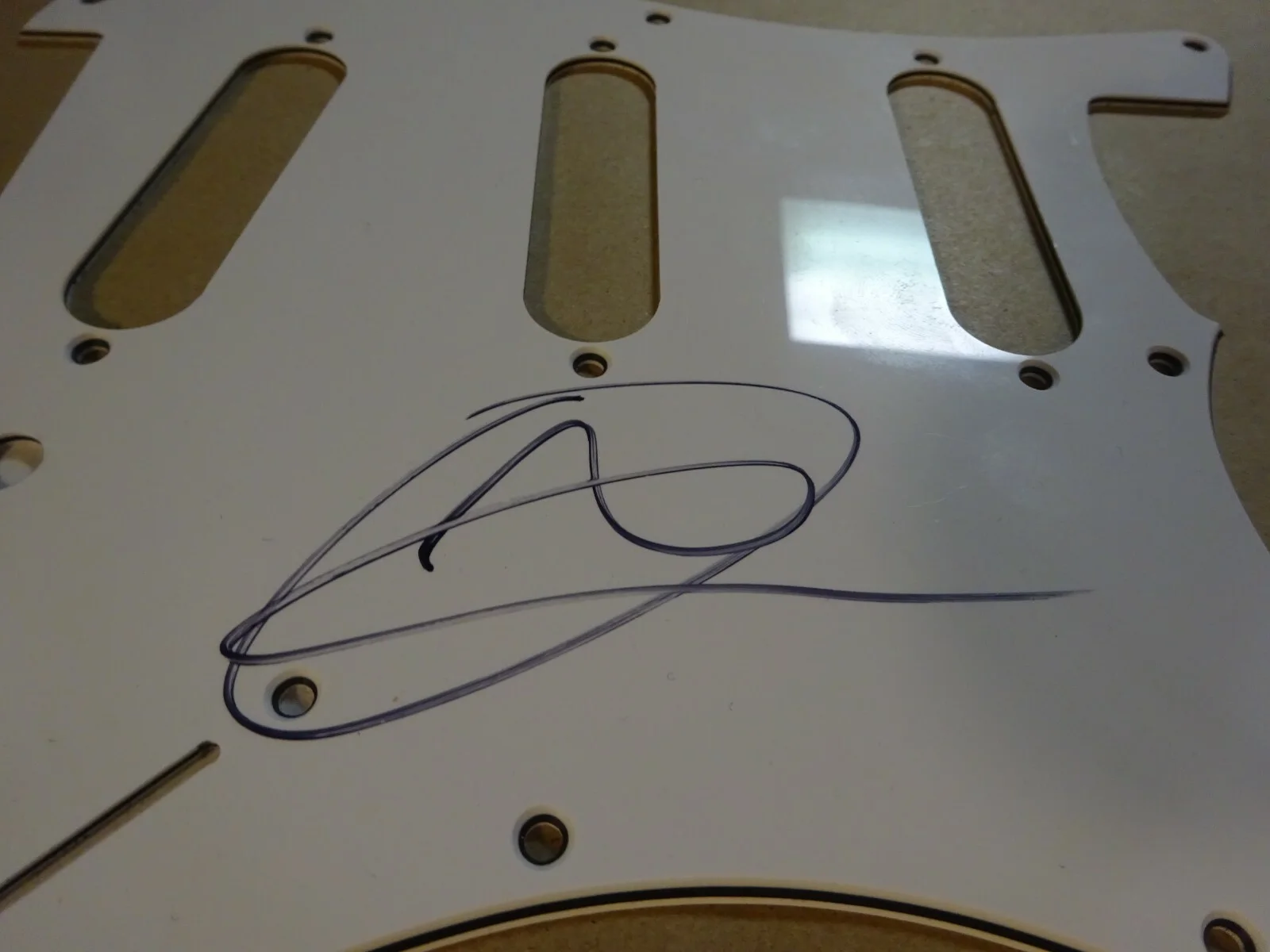 Signed Miley Cyrus Autographed Guitar Pick Guard Beckett BAS COA, image 5