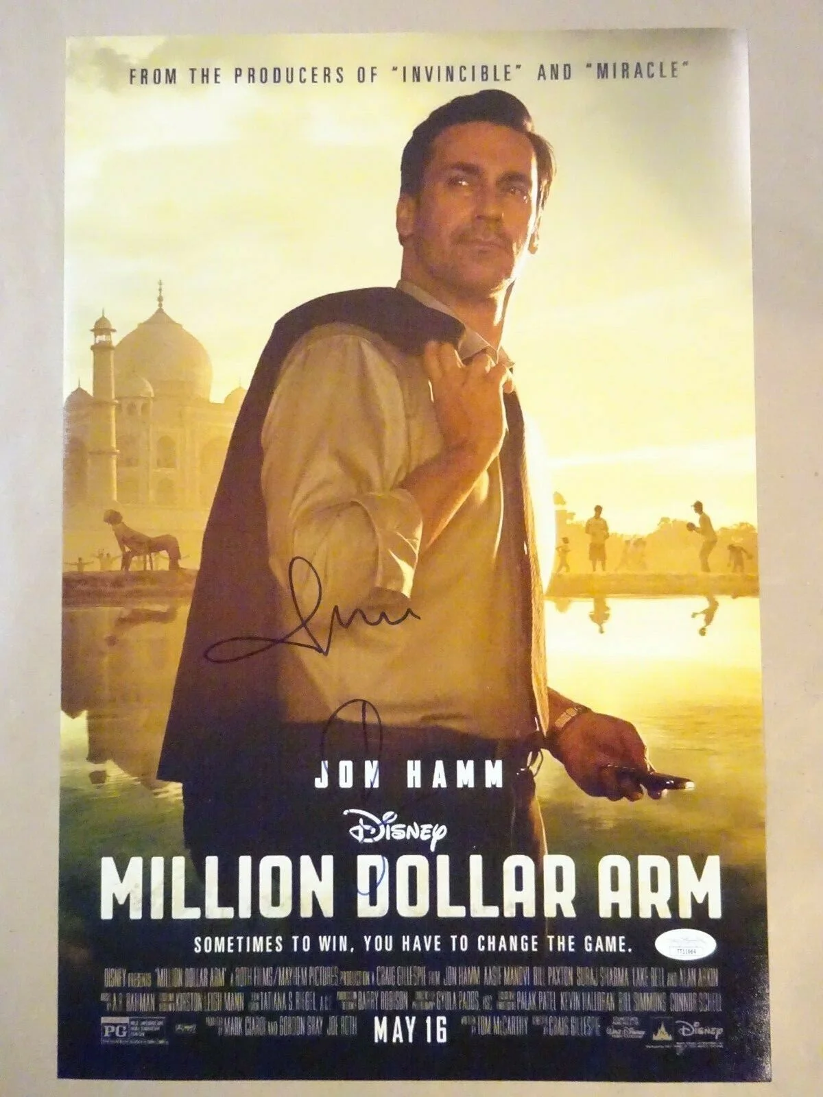 Jon Hamm — Signed JON HAMM Autographed MILLION DOLLAR ARM 12"x18" Photo JSA COA, image 2