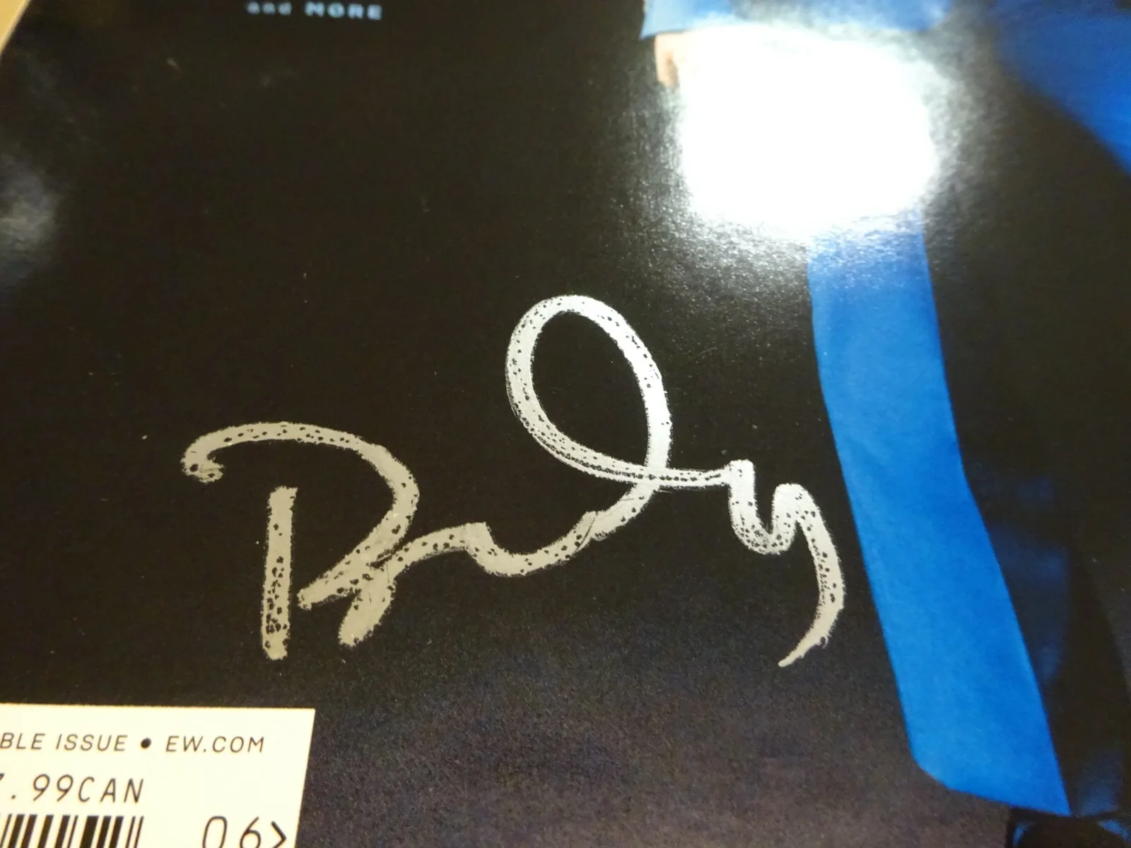 Bowen Yang — Signed BOWEN YANG SNL Autographed Entertainment Magazine Beckett BAS COA, image 4
