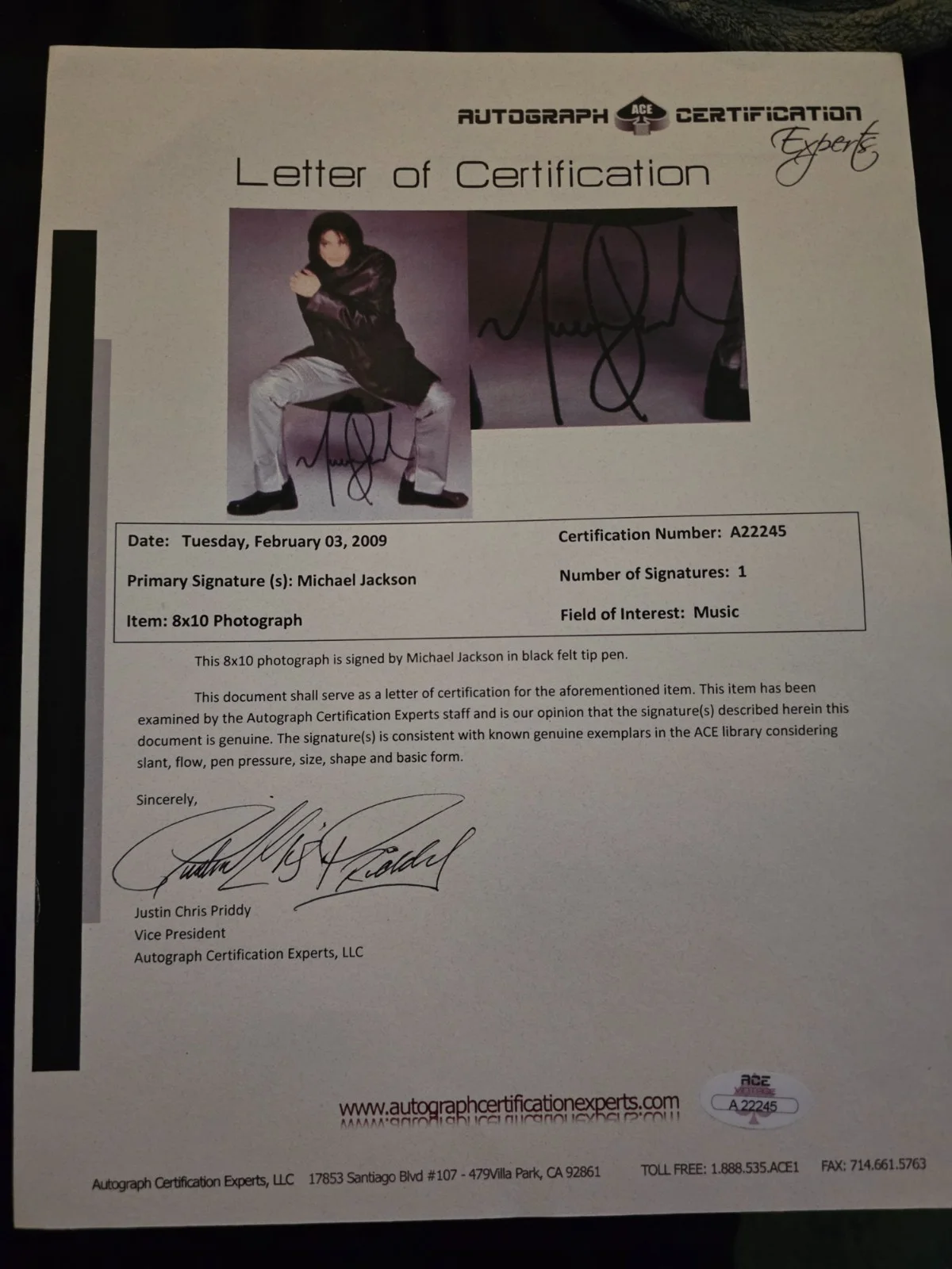 Michael Jackson signed 8x10 photograph with certificate of authenticity, image 4