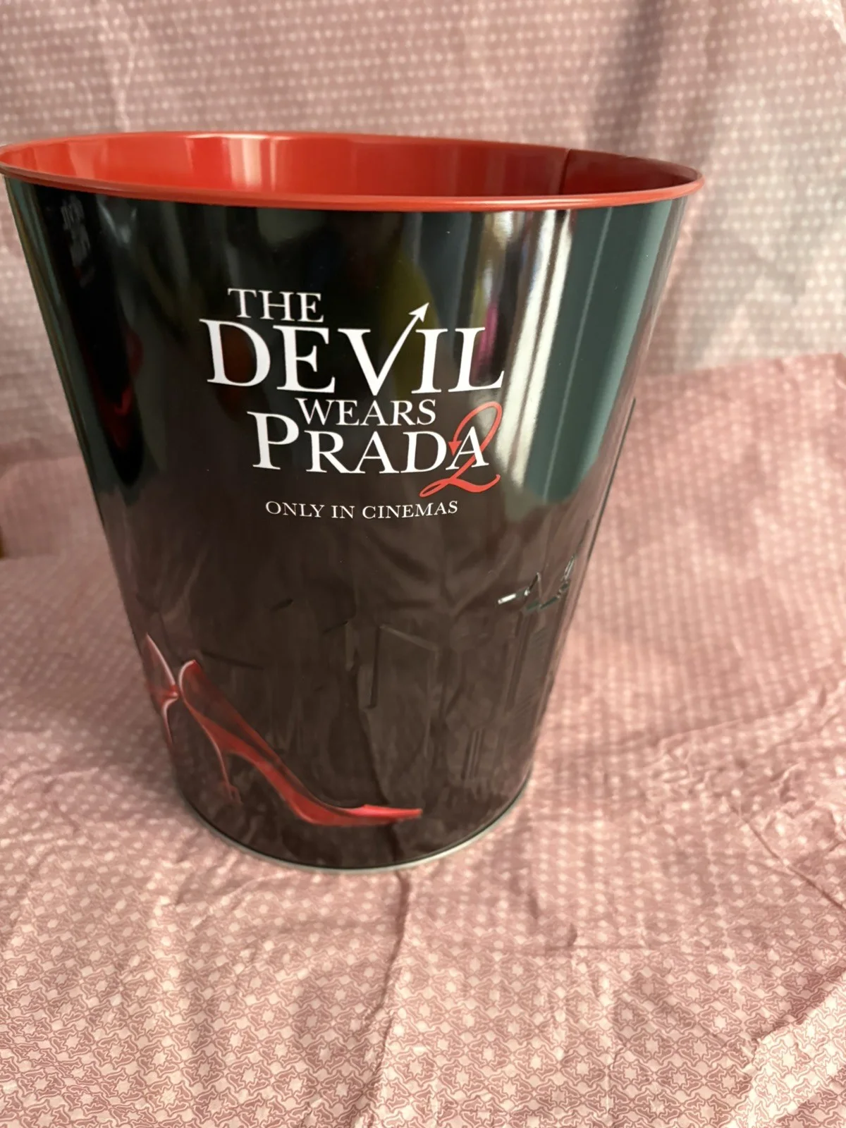 The Devil Wears Prada 2 Black Cinema Exclusive Popcorn Bucket new Ltd edition, изображение 3