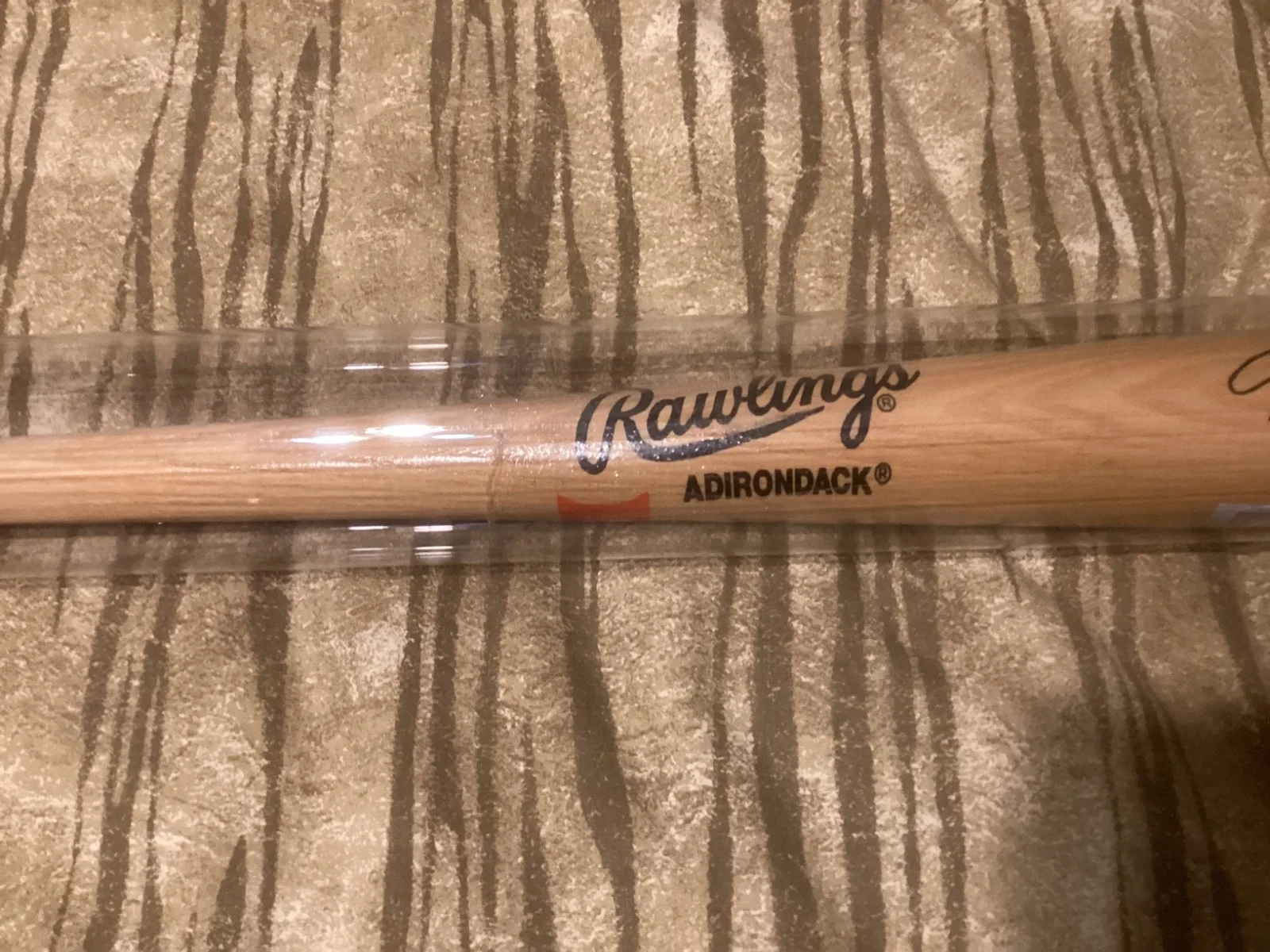 Cybill Shepherd — Actor - Cybill Shepherd- Signed Rawlings Big Stick Tan Baseball Bat, image 3
