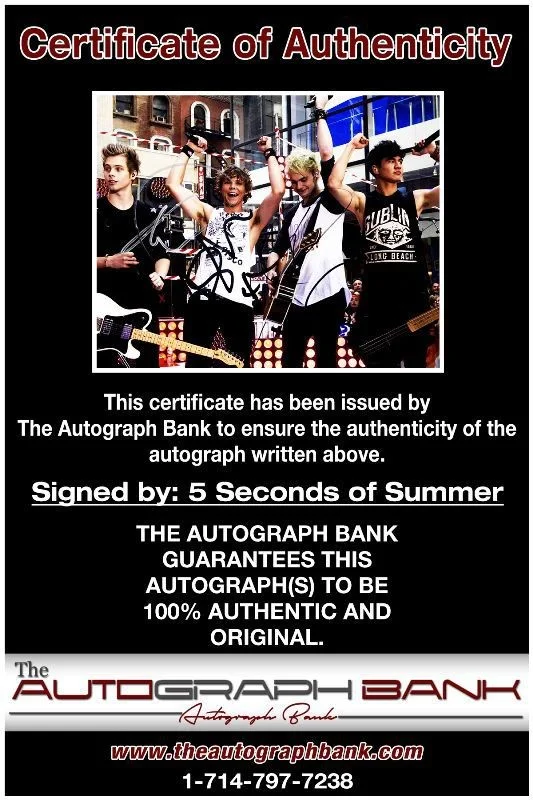 5 SOS — 5 Seconds Of Summer 5SOS Authentic signed 8x10 photo |CERT Autographed 1325-a, image 2