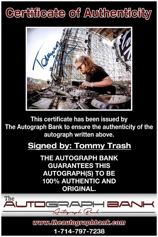 Tommy Trash — Tommy Trash authentic signed EDM DJ 8x10 photo |Cert Autographed EDC Dub step A4, image 2