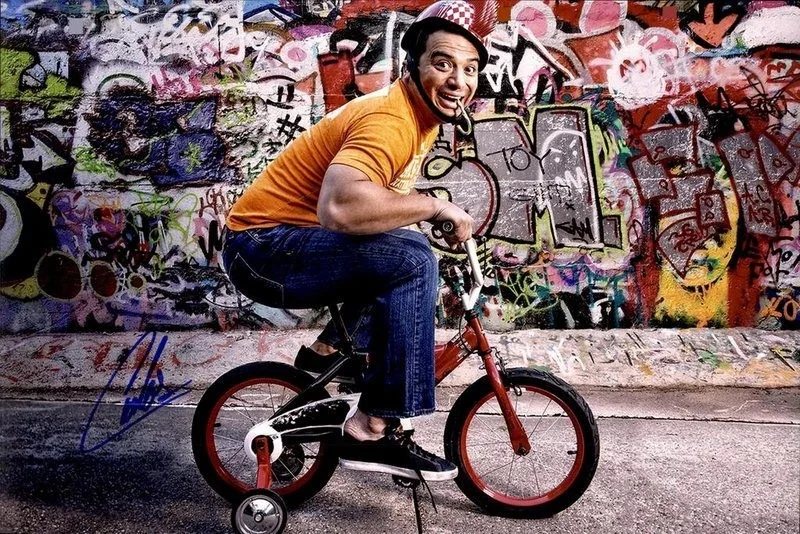 Carlos Mencia — Carlos Mencia authentic signed celebrity 10x15 photo W/Cert Autographed Y17