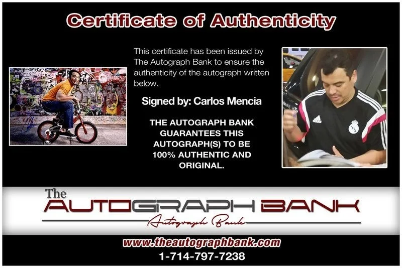 Carlos Mencia — Carlos Mencia authentic signed celebrity 10x15 photo W/Cert Autographed Y17, image 2