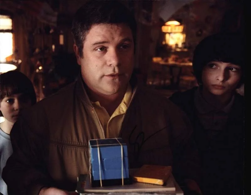 Sean Astin — Sean Astin signed celebrity 8x10 photo W/Cert Autograph 0670