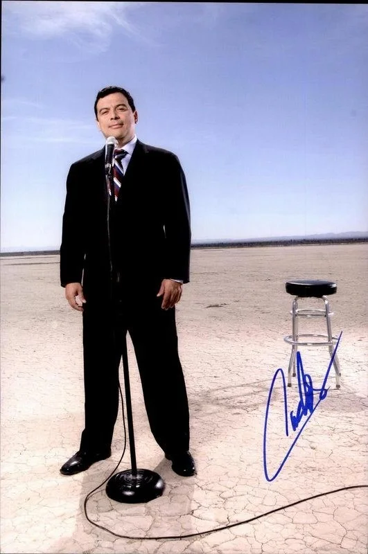 Carlos Mencia — Carlos Mencia authentic signed celebrity 10x15 photo W/Cert Autographed Y15