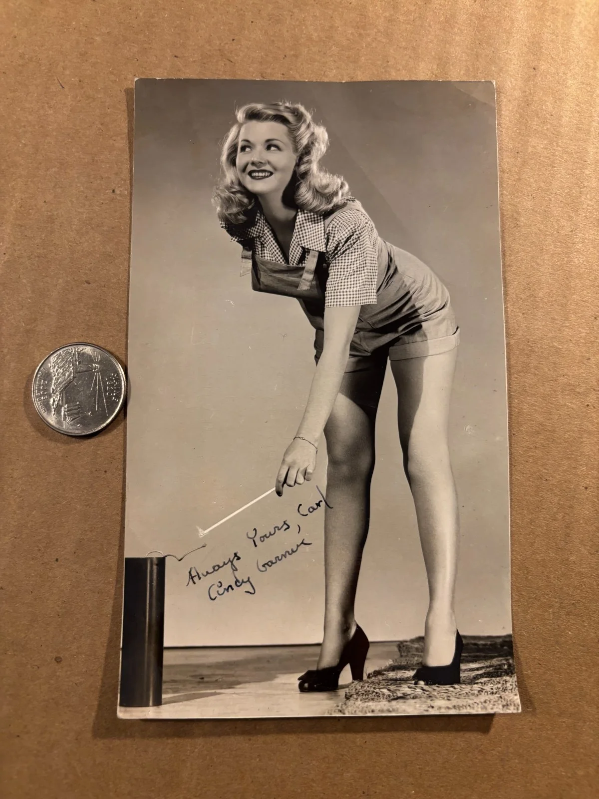 Cindy Garner Very Rare Very Early Autographed Small Pin Up Photo 40sRdBallExprss, image 2