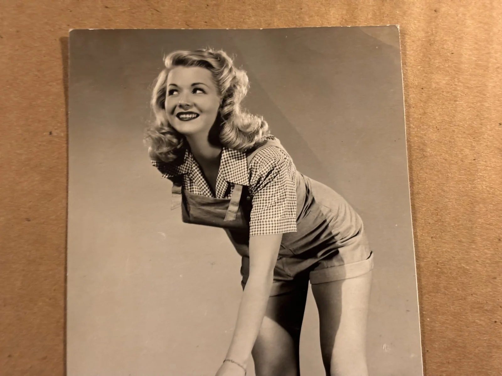 Cindy Garner Very Rare Very Early Autographed Small Pin Up Photo 40sRdBallExprss, image 4