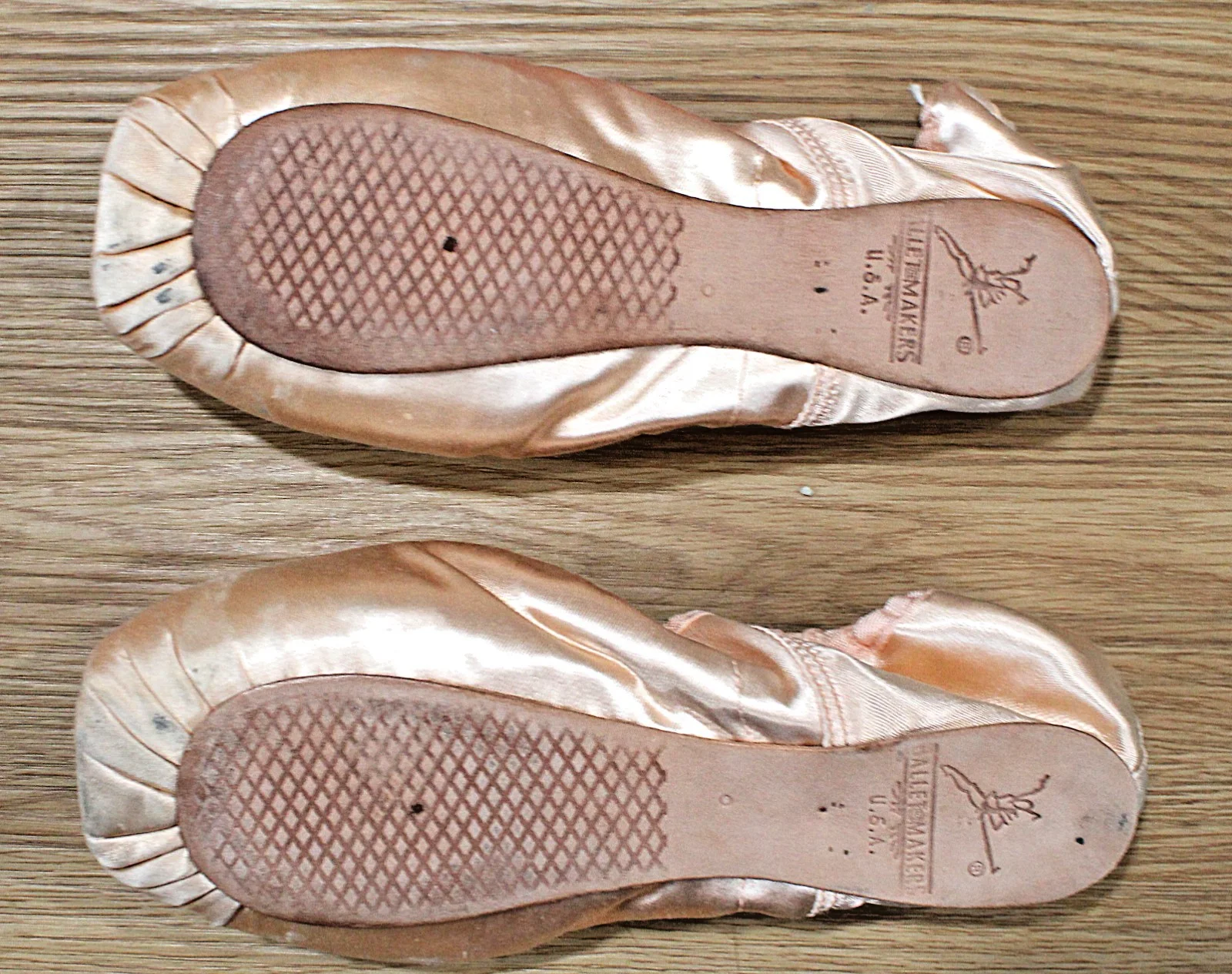 RACHEL RUTHERFORD - Soloist New York City Ballet Dancer Pointe Shoes AUTOGRAPHED, изображение 3