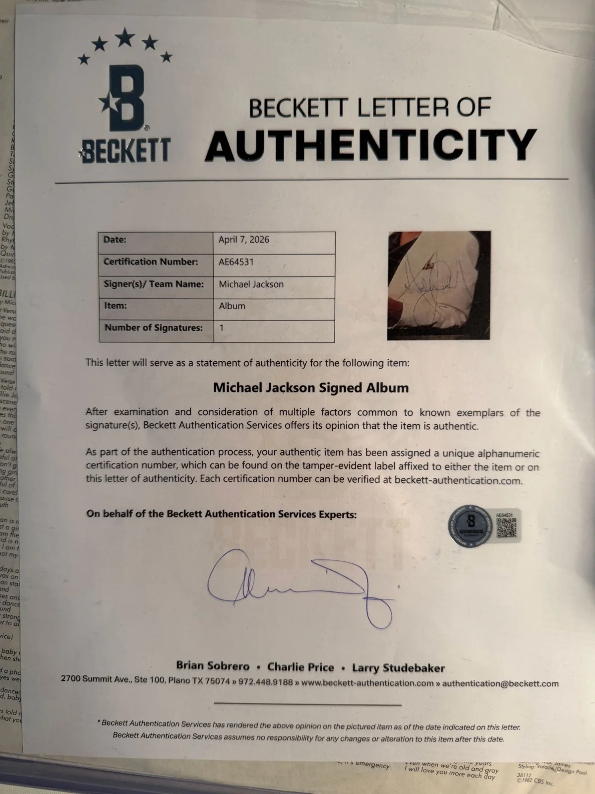 Michael Jackson SIGNED "Thriller" Early Release Vinyl Album AUTO LP Beckett LOA, image 3