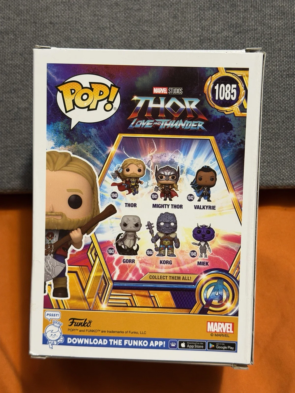 Chris Hemsworth — Chris Hemsworth Thor Love And Thunder Signed Funko Pop Marvel BECKETT COA, изображение 4