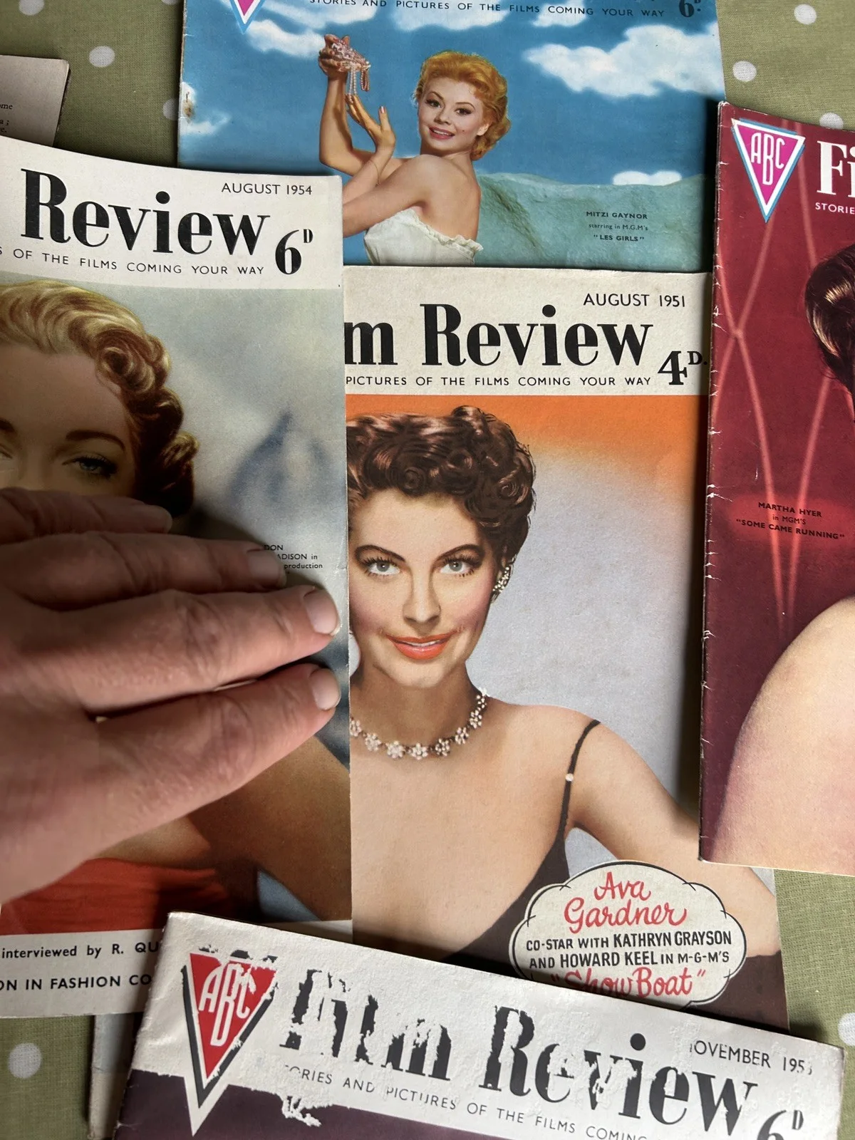 11) ABC Film Reviews x 16 Great Condition All 1950s, image 2