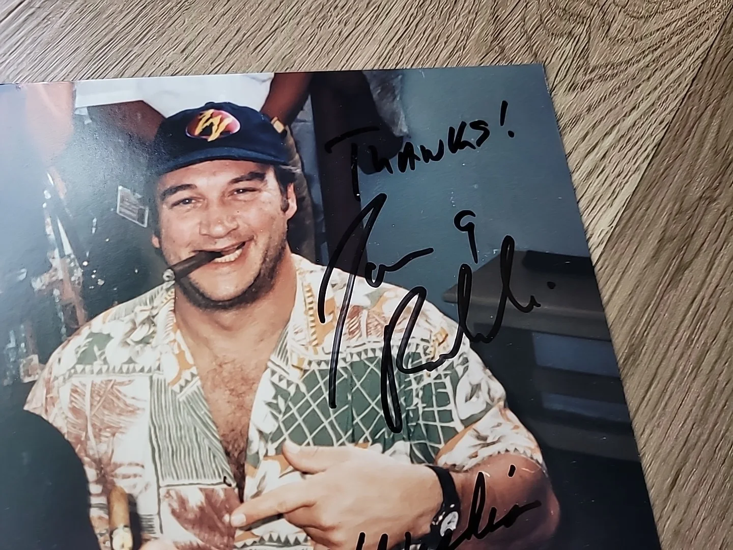 chuck norris — Chuck Norris & Jim Belushi Signed Autographed 8x10 Promo Lone Wolf Cigar Picture, изображение 5