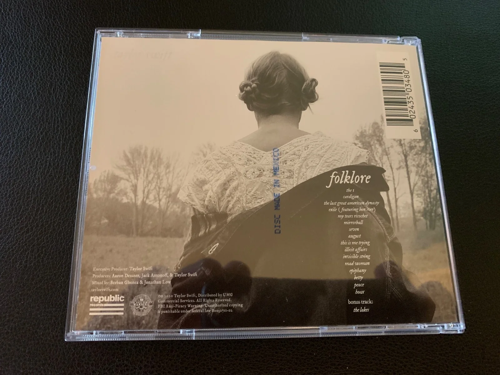 Taylor Swift – Folklore - Limited Signed Autographed Insert - Republic 2020 CD, image 3