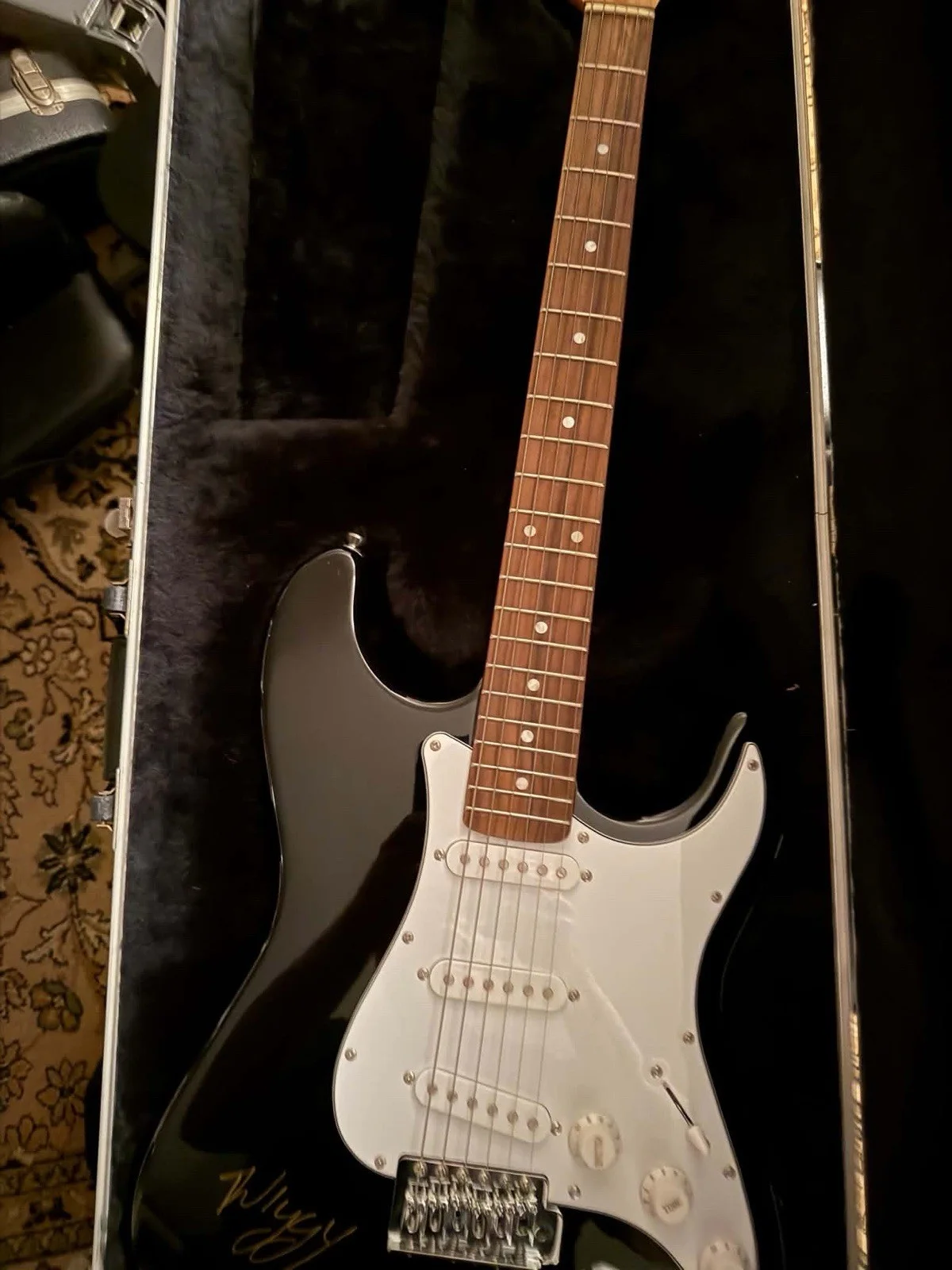 Marilyn Manson Band Signed Guitar!! One of a Kind!!, image 4