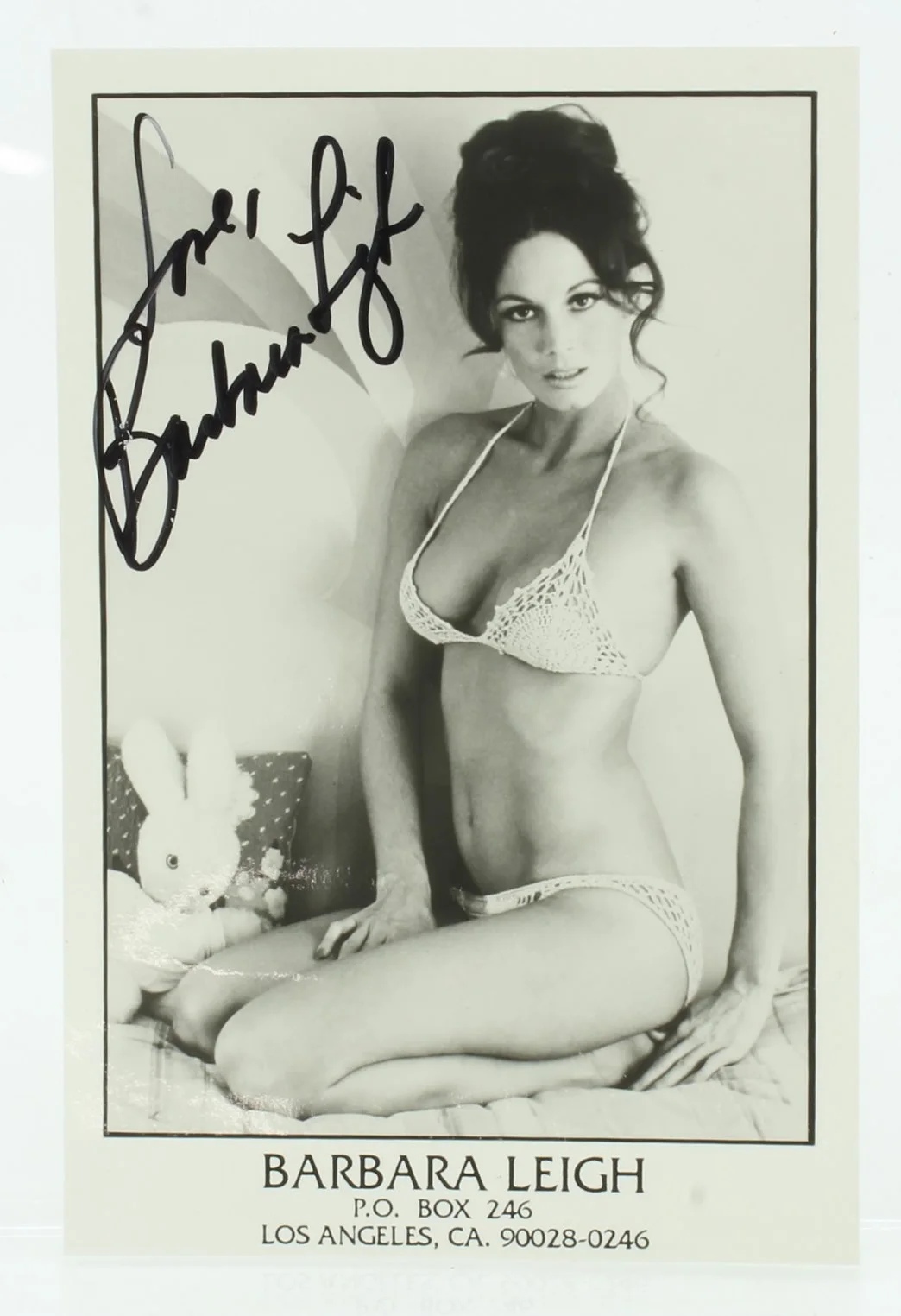 Barbara Leigh — Barbara Leigh Signed Autographed Photo B&W 6" x 4" Promo