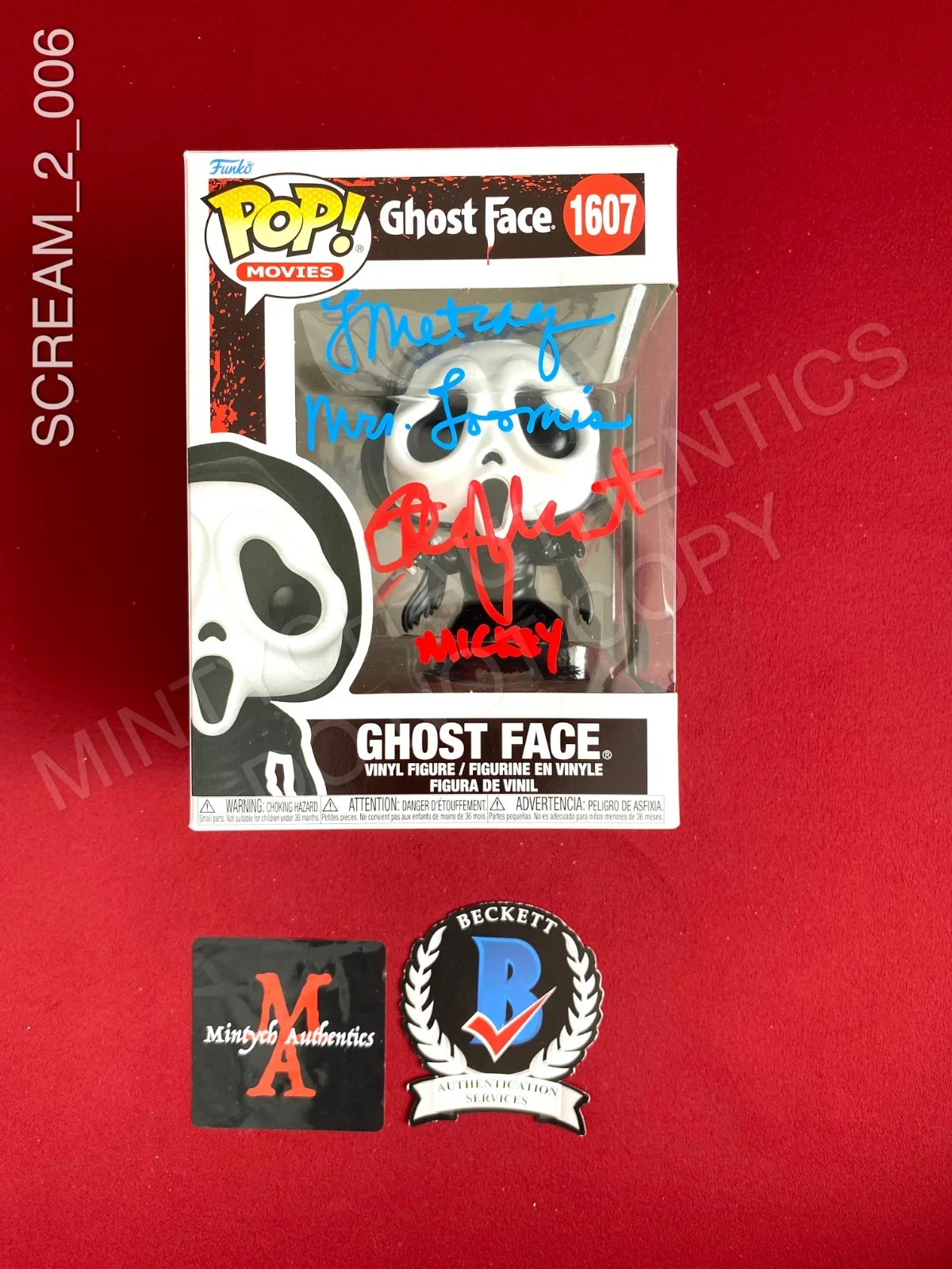 Timothy Olyphant, Laurie Metcalf — Timothy Olyphant Laurie Metcalf dual signed Ghostface Funko Pop#1607 Scream 2