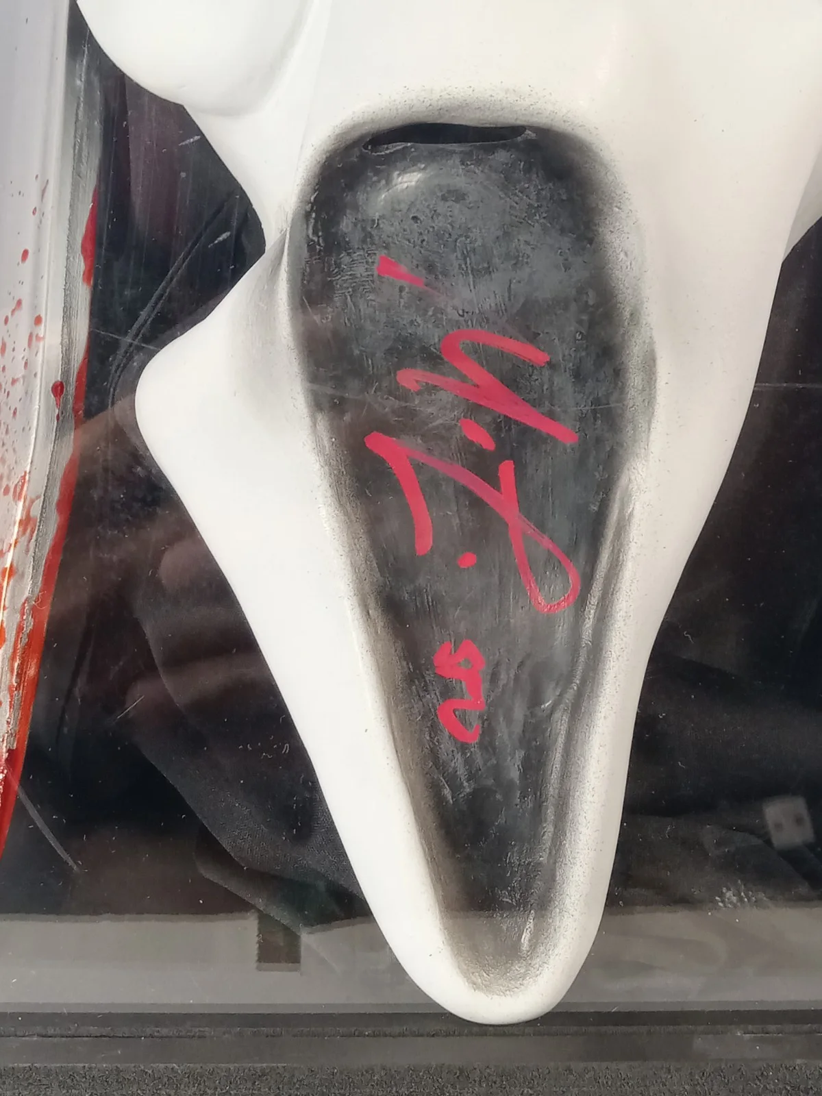 Matthew Lillard — JSA Authenticated Ghost Face Mask Signed By Matthew Lillard W/Certificate Gen 1, image 2