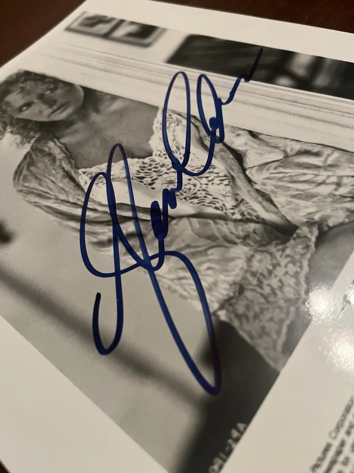 Glenn Close — Glenn Close Signed Fatal Attraction Original Black & White Movie Photo Still, изображение 2