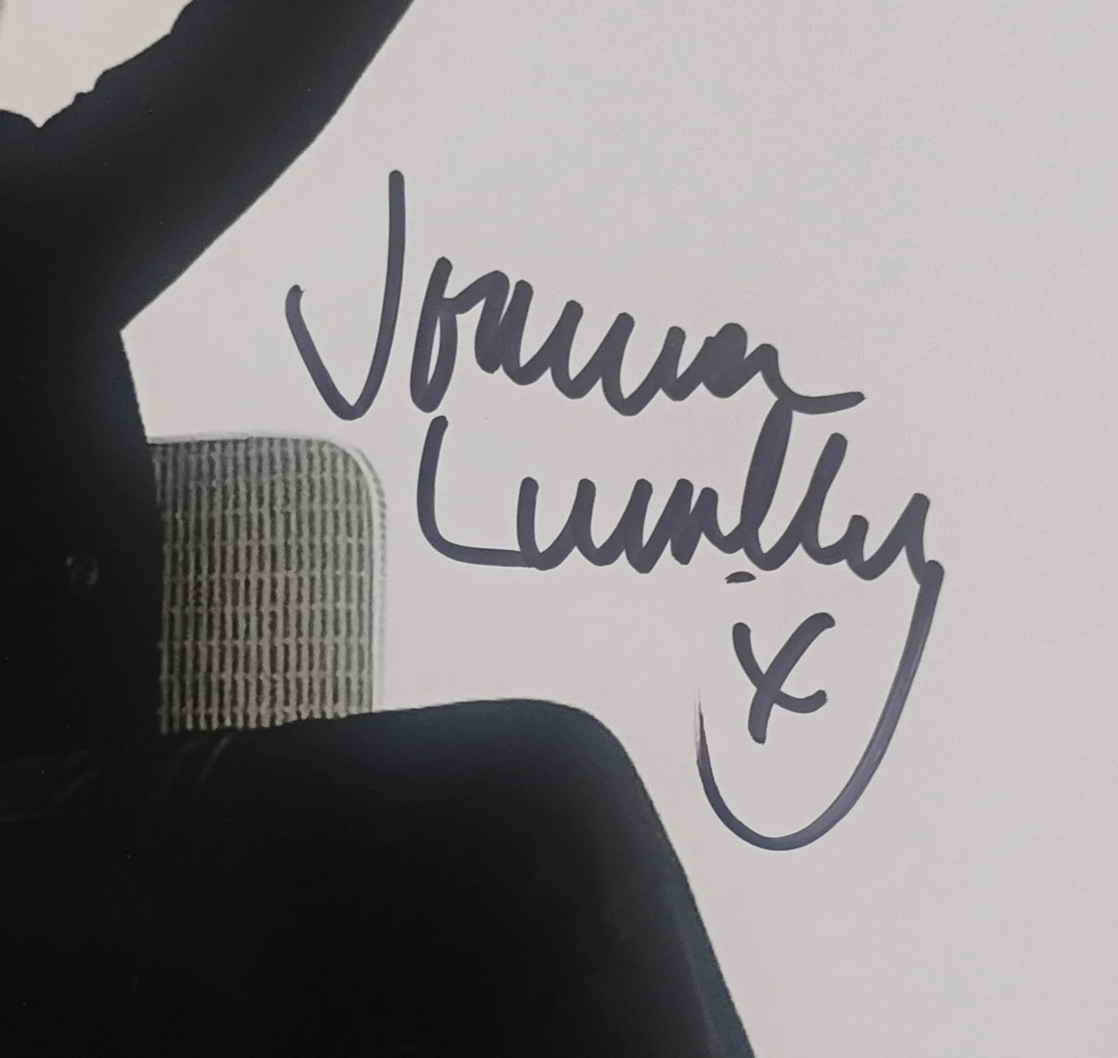 Joanna Lumley Hand Signed 8x10 Photo COA Amandaland NO US TARIFFS, изображение 3