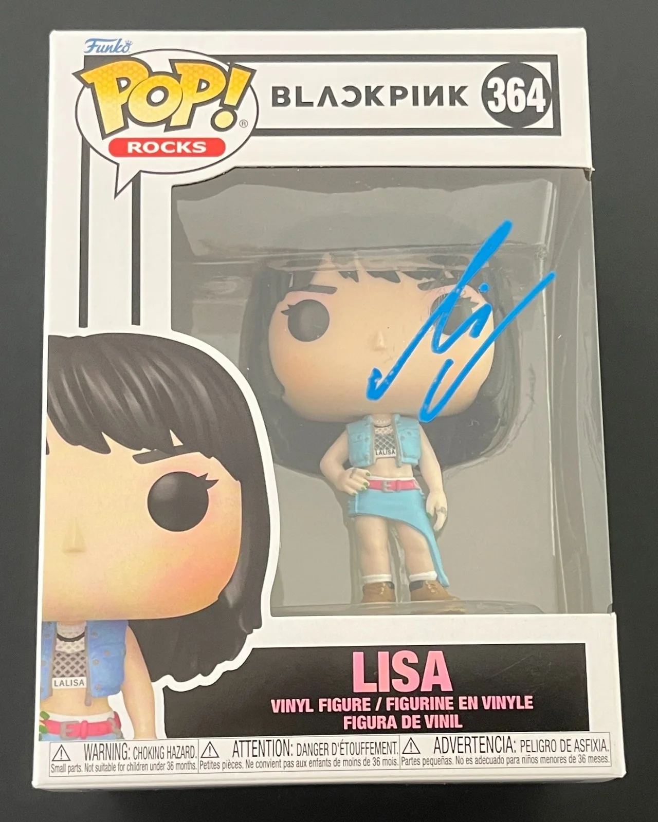LISA LALISA MANOBAL SIGNED BLACKPINK FUNKO 364 w/EXACT VIDEO PROOF & BECKETT COA, изображение 3