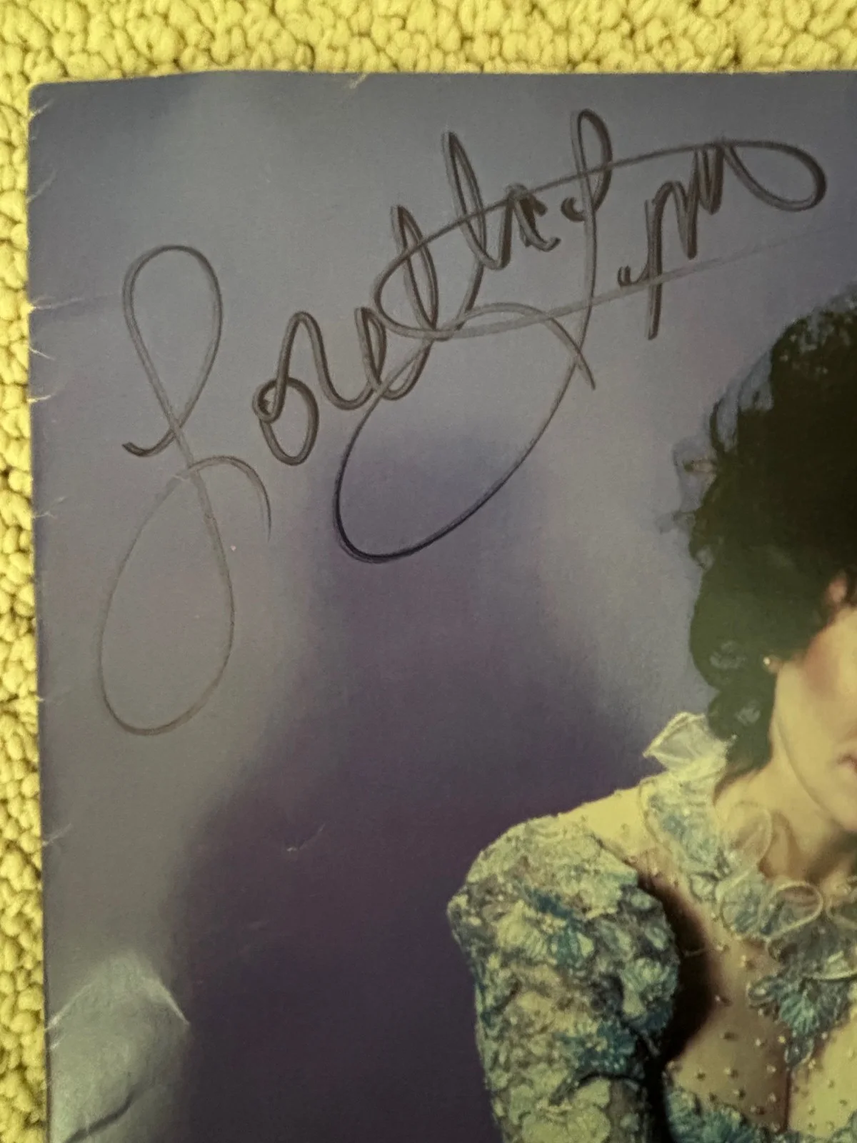 Loretta Lynn – Signed Color Program (11”x14”) Great Item!, image 2