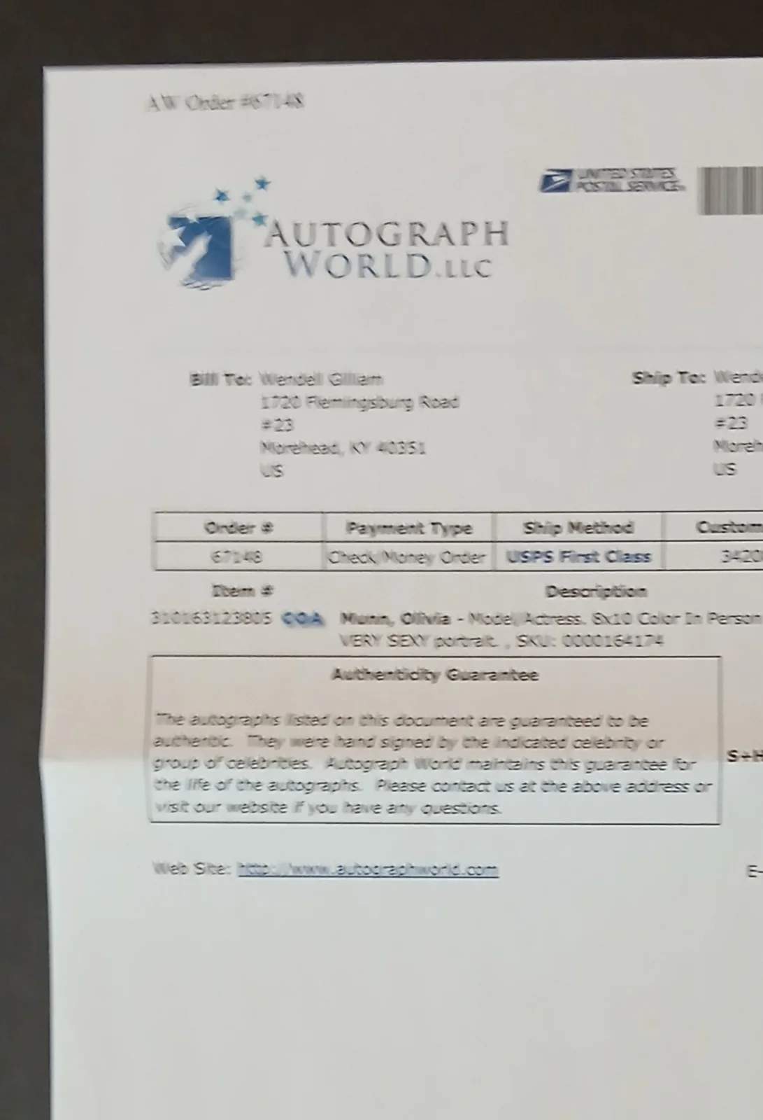 Hot and Sexy Olivia Munn Signed Autographed 8 x 10 Photo with COA!, image 2