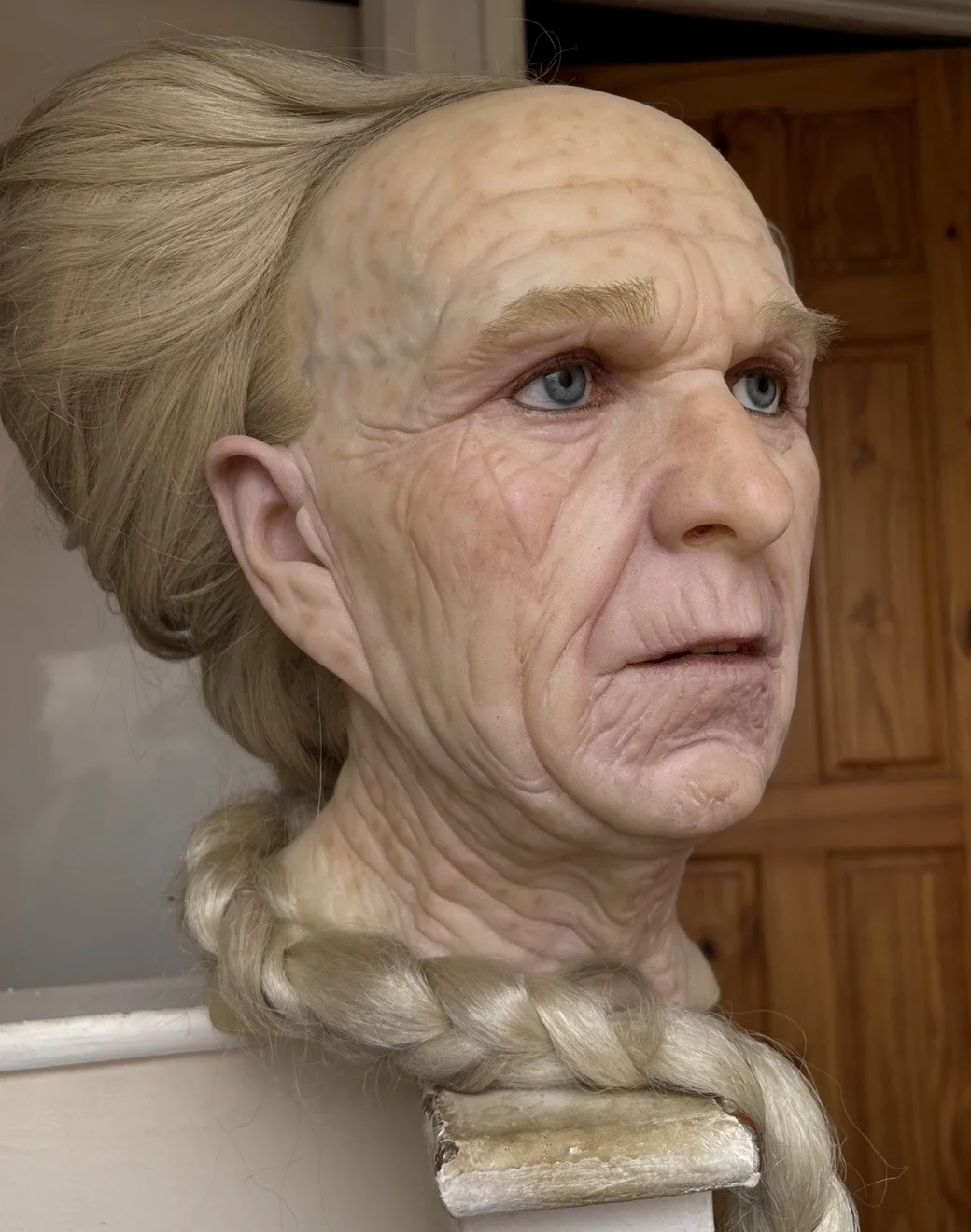 Original Tussauds Gary Oldman Dracula Wax Bust VERY RARE Perfect Condition, image 3
