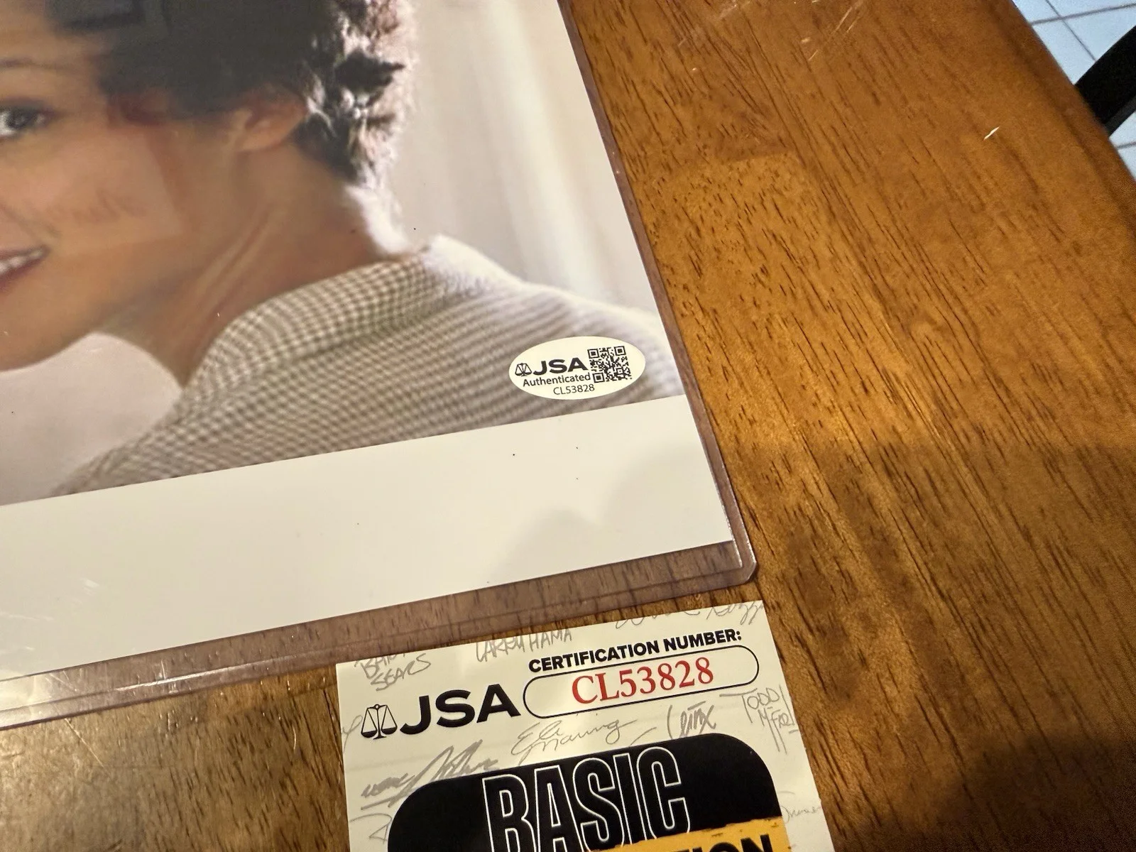 RUTH NEGGA SIGNED 8X10 PHOTO AUTOGRAPH JSA LOVING, изображение 2