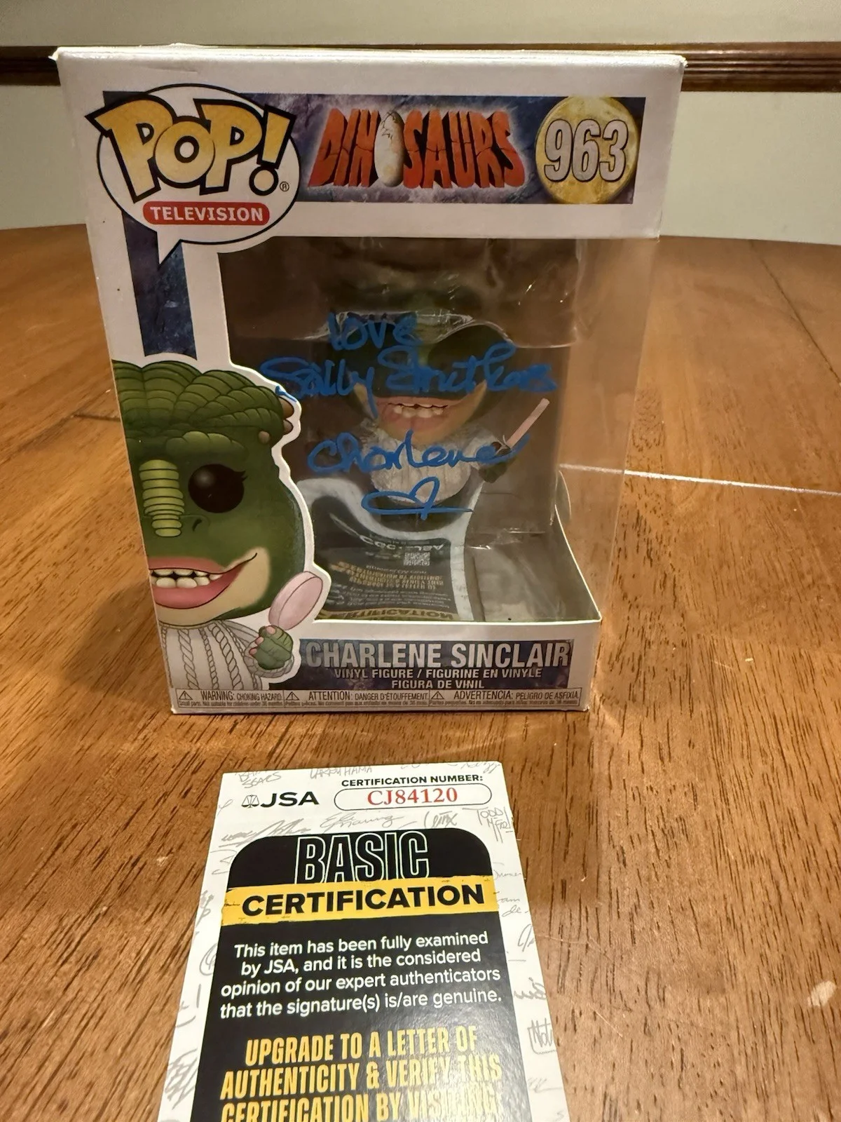 Sally Struthers — Sally Struthers Signed Dinosaurs Funko Pop Charlene Sinclair 963 JSA COA CJ84120, изображение 2