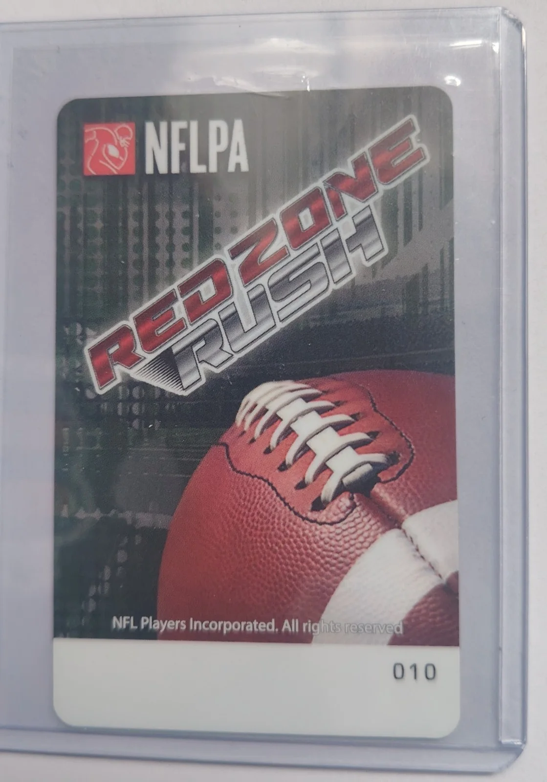 TOM BRADY RED ZONE RUSH Football Card from ROUND 1 Arcade Card #10 RARE, изображение 2
