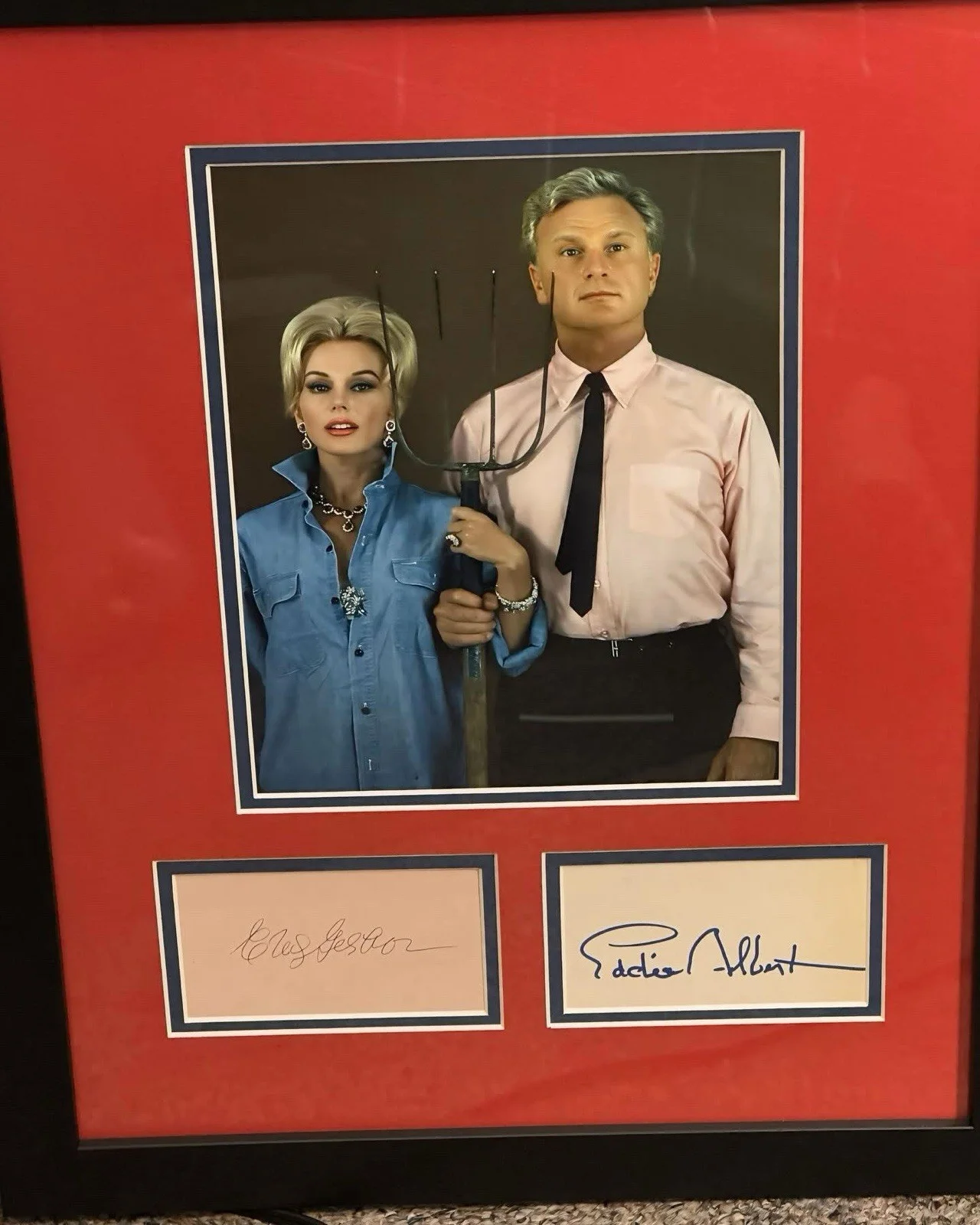 Eva Gabor & Eddie Albert — Eva Gabor & Eddie Albert Matted And Framed Autographs -“Green Acres” 12x18