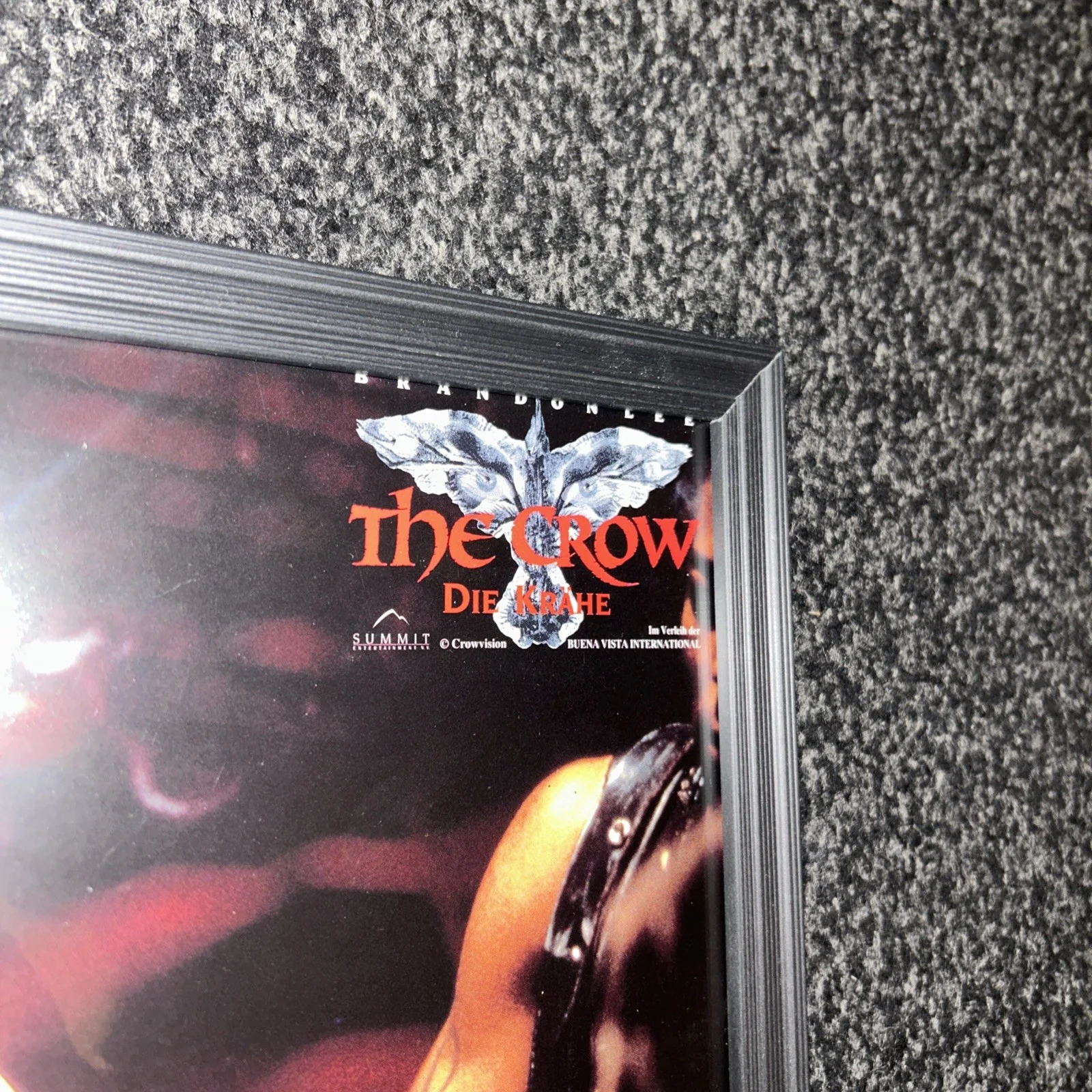 FRAMED “FUNBOY “ MICHAEL MASSEE THE CROW VINTAGE GERMAN LOBBY CARD 11x8, image 2